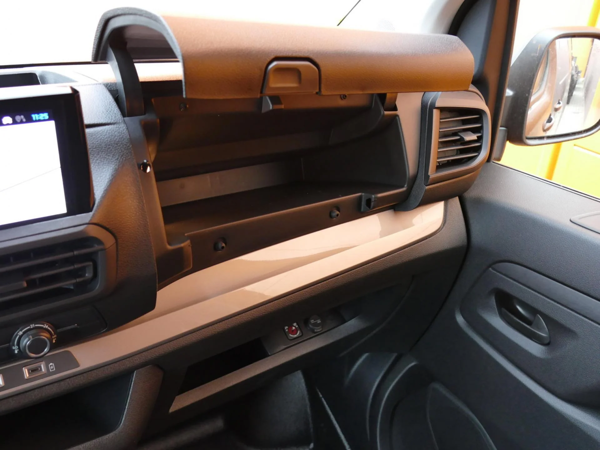 CITROEN JUMPY - Miniature 25 sur 33 - Cliquer pour voir cette photo