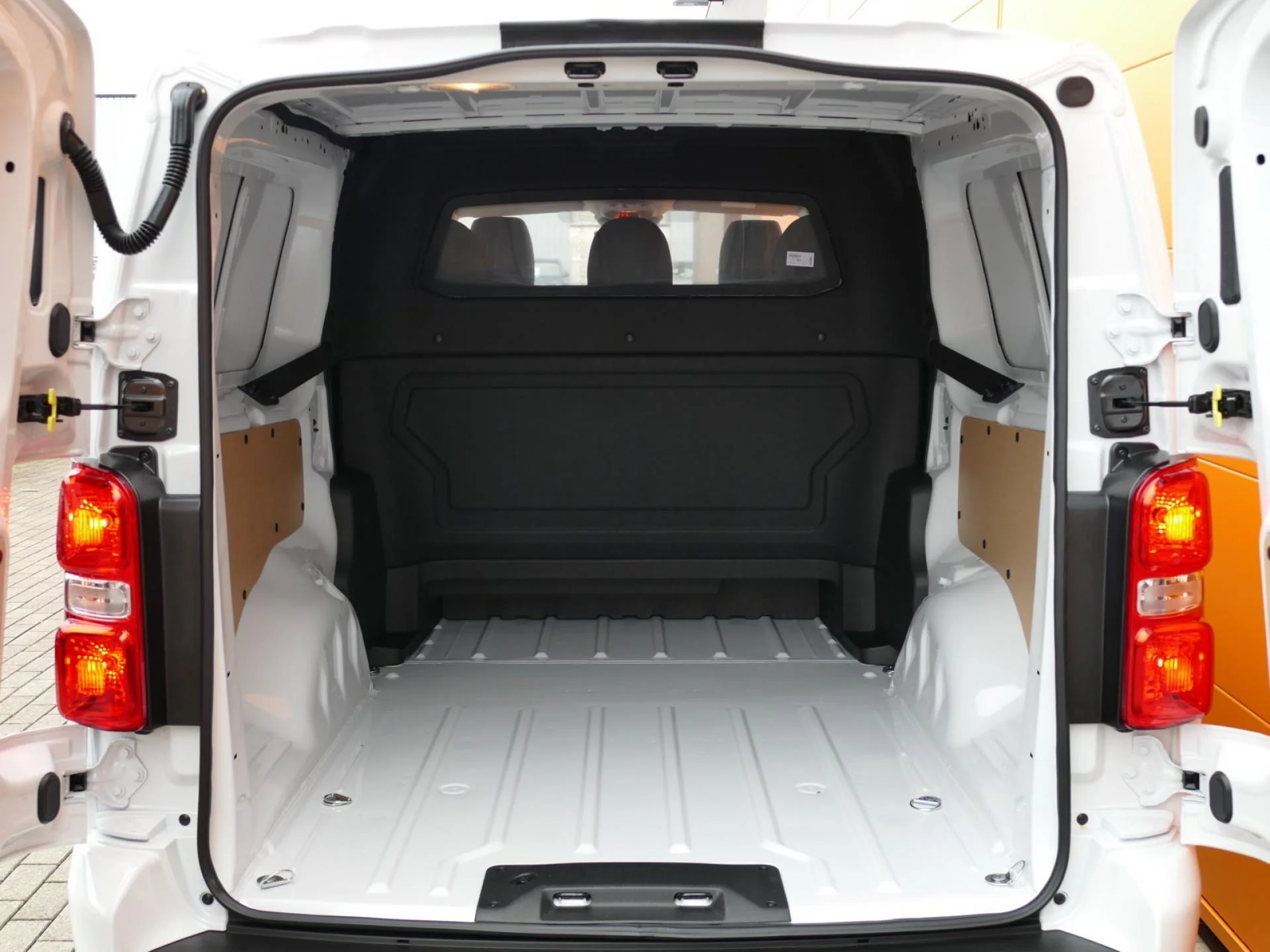 CITROEN JUMPY - Miniature 8 sur 37 - Cliquer pour voir cette photo