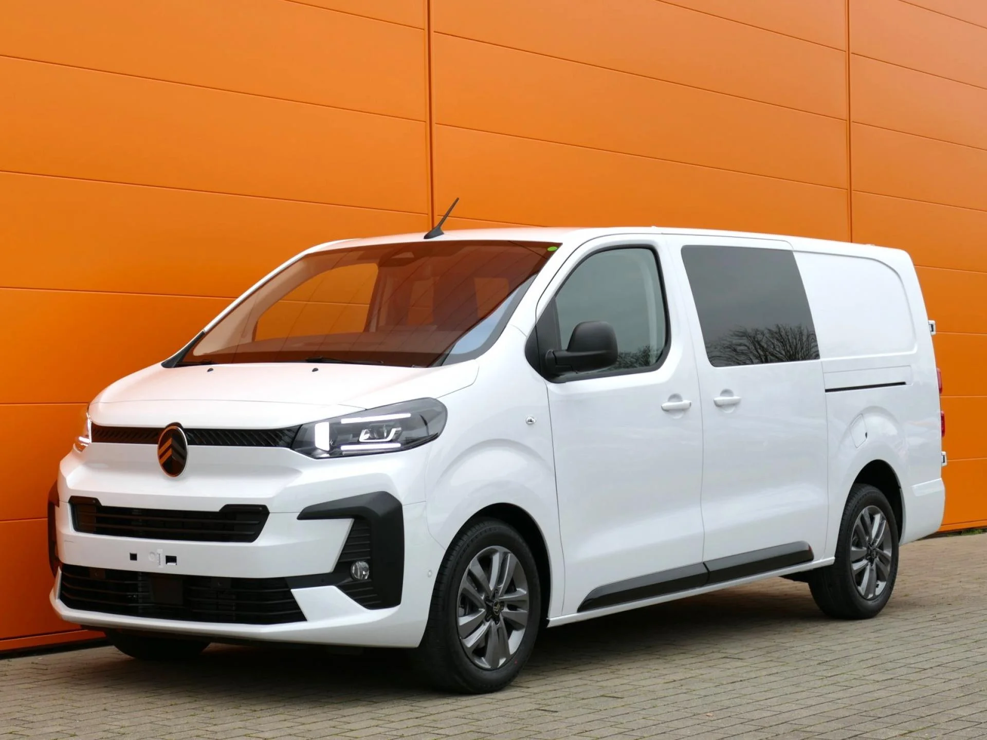 CITROEN JUMPY - Miniature 3 sur 37 - Cliquer pour voir cette photo