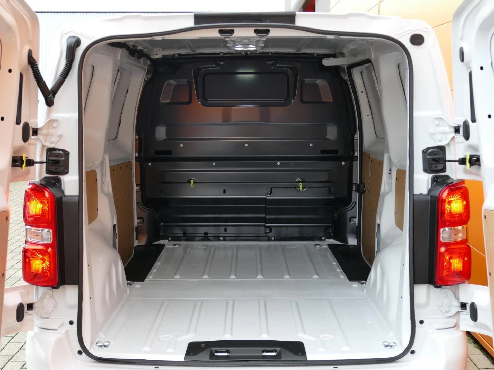 CITROEN JUMPY - Miniature 8 sur 33 - Cliquer pour voir cette photo