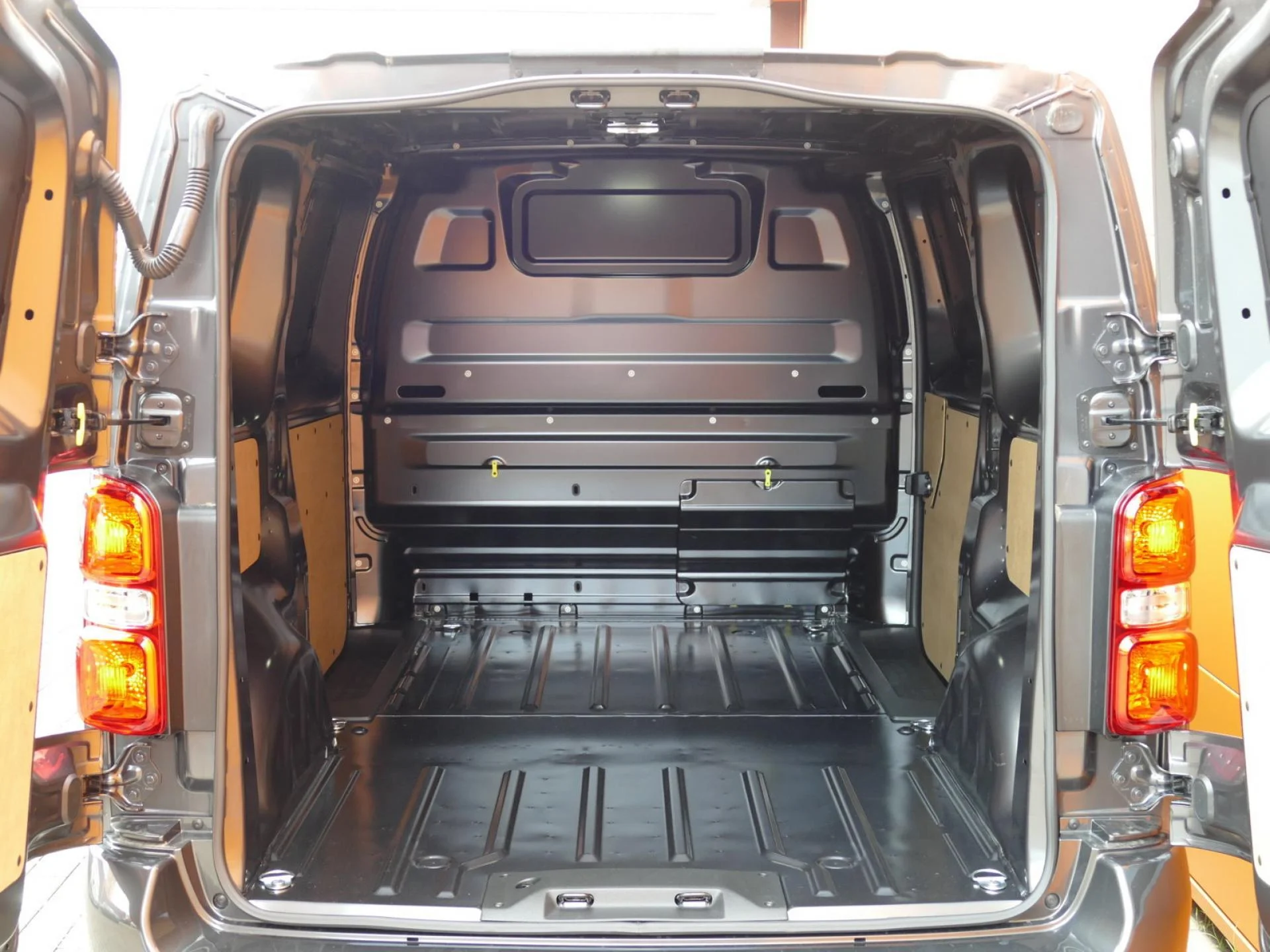 CITROEN JUMPY - Miniature 7 sur 33 - Cliquer pour voir cette photo