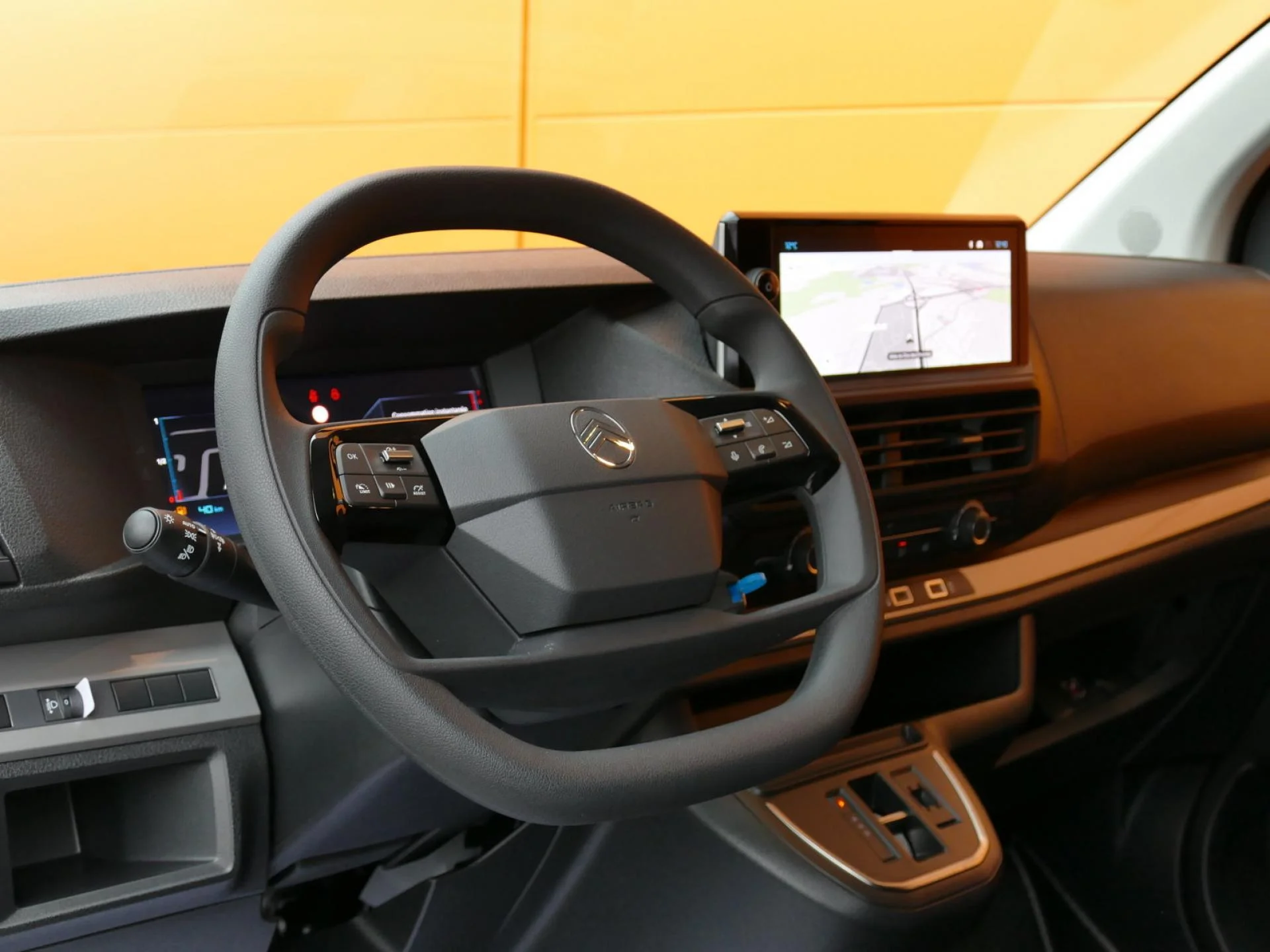 CITROEN JUMPY - Miniature 15 sur 32 - Cliquer pour voir cette photo