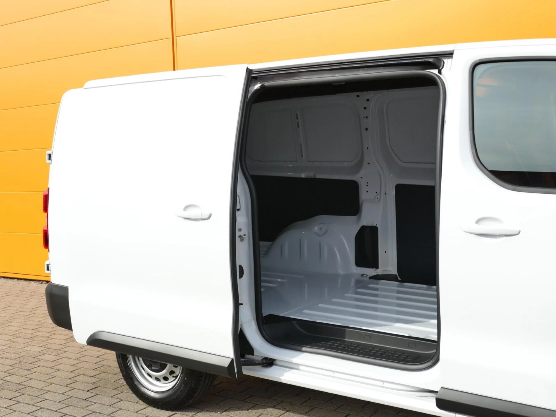 CITROEN JUMPY - Miniature 7 sur 32 - Cliquer pour voir cette photo