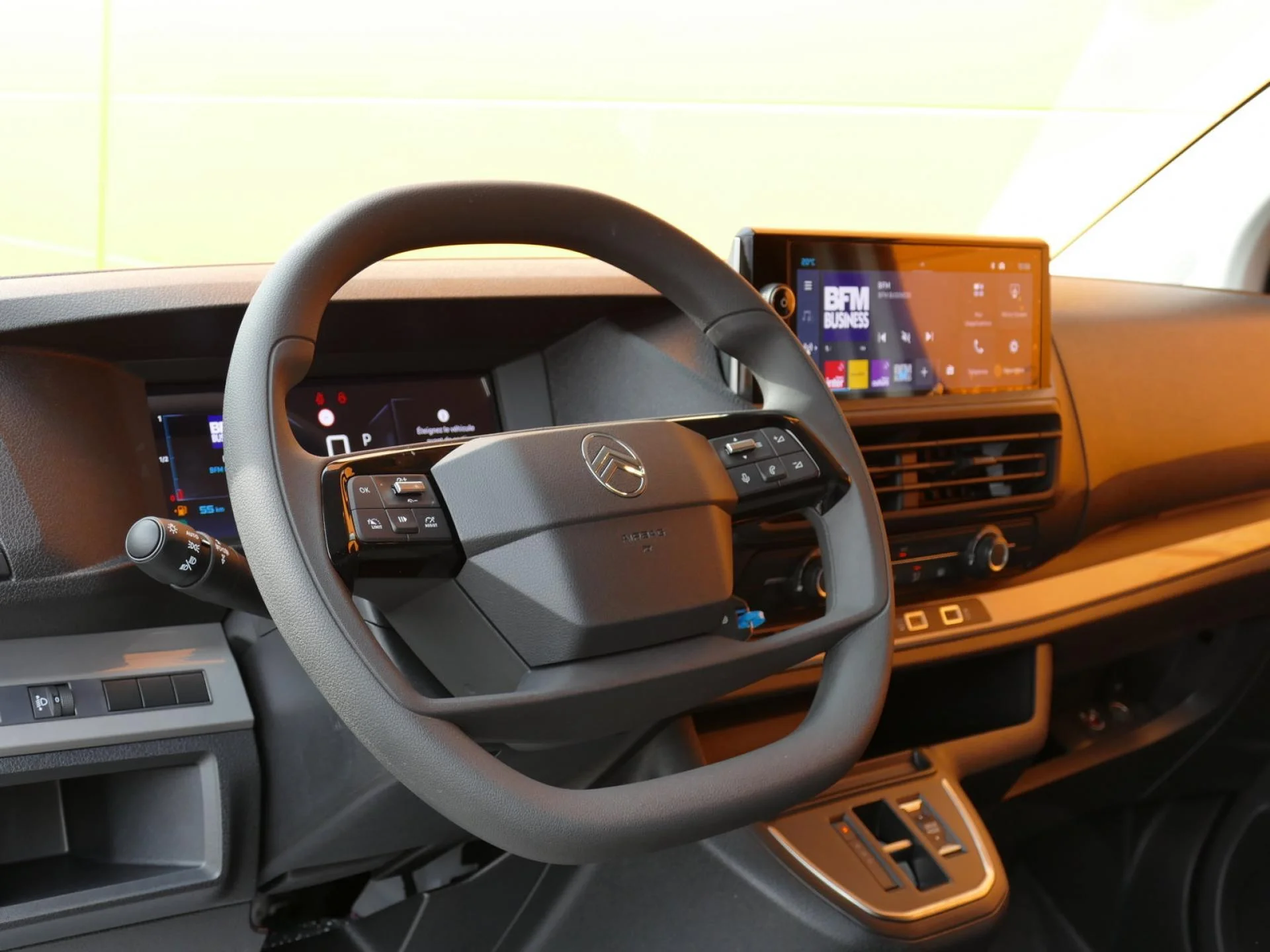 CITROEN JUMPY - Miniature 15 sur 33 - Cliquer pour voir cette photo