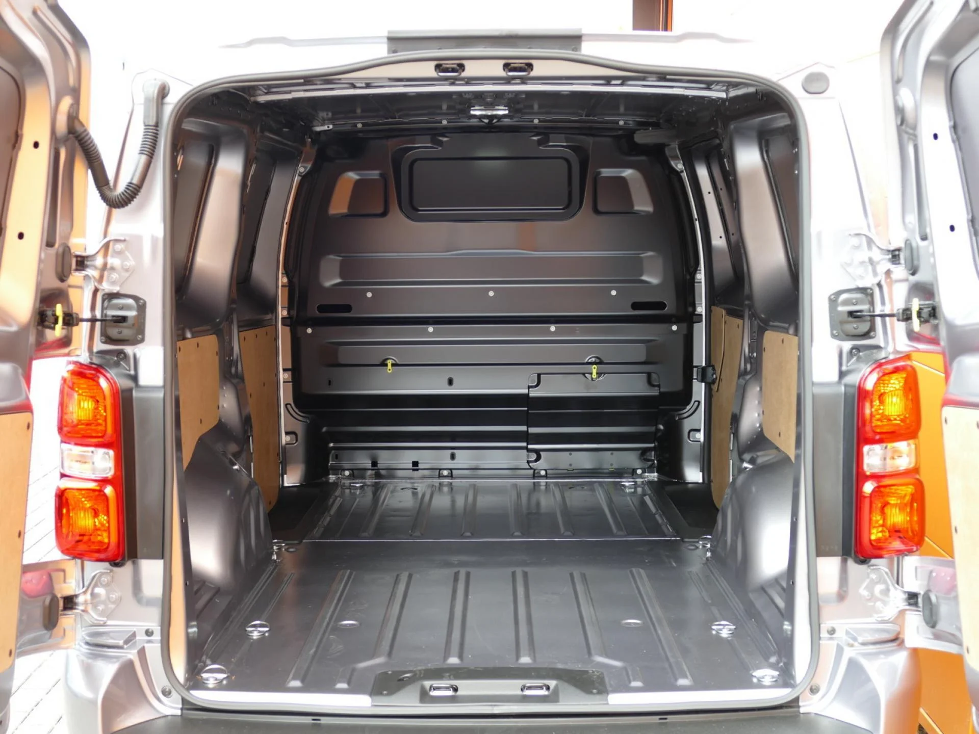 CITROEN JUMPY - Miniature 9 sur 34 - Cliquer pour voir cette photo