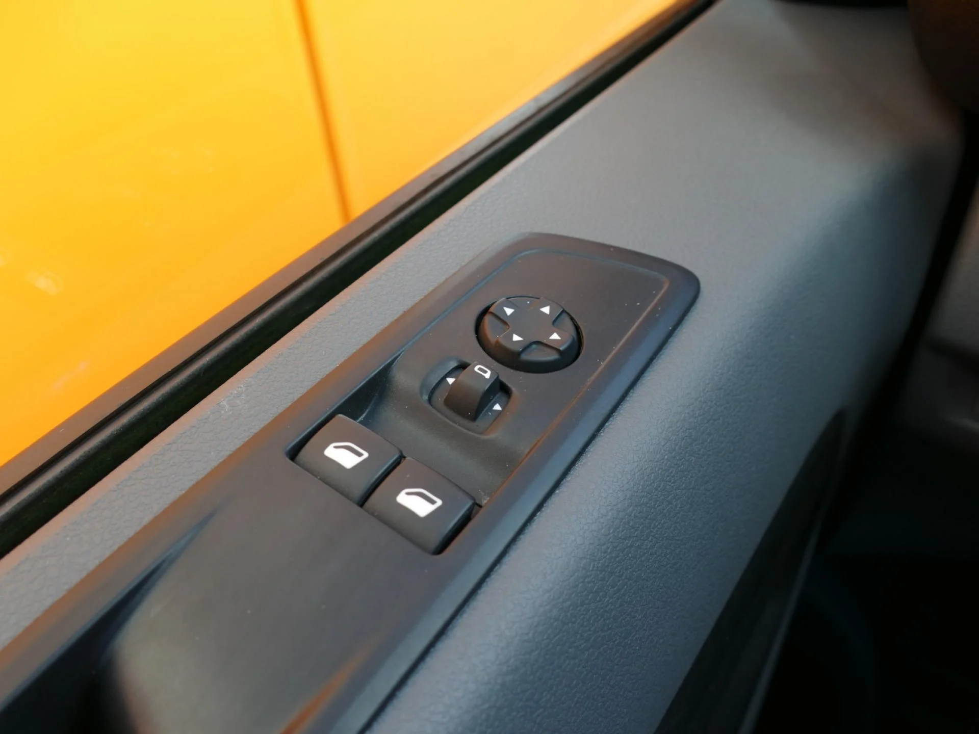 CITROEN JUMPY - Miniature 22 sur 32 - Cliquer pour voir cette photo