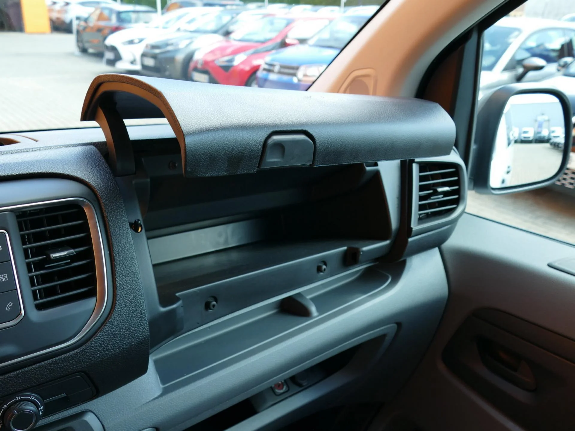 CITROEN JUMPY - Miniature 19 sur 32 - Cliquer pour voir cette photo