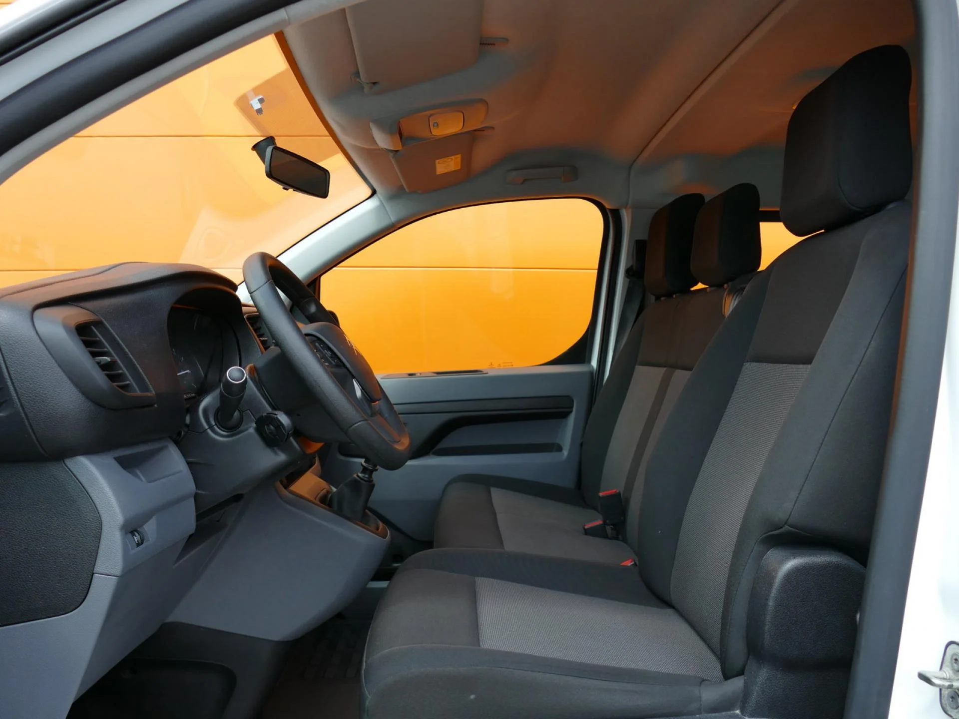 CITROEN JUMPY - Miniature 6 sur 32 - Cliquer pour voir cette photo