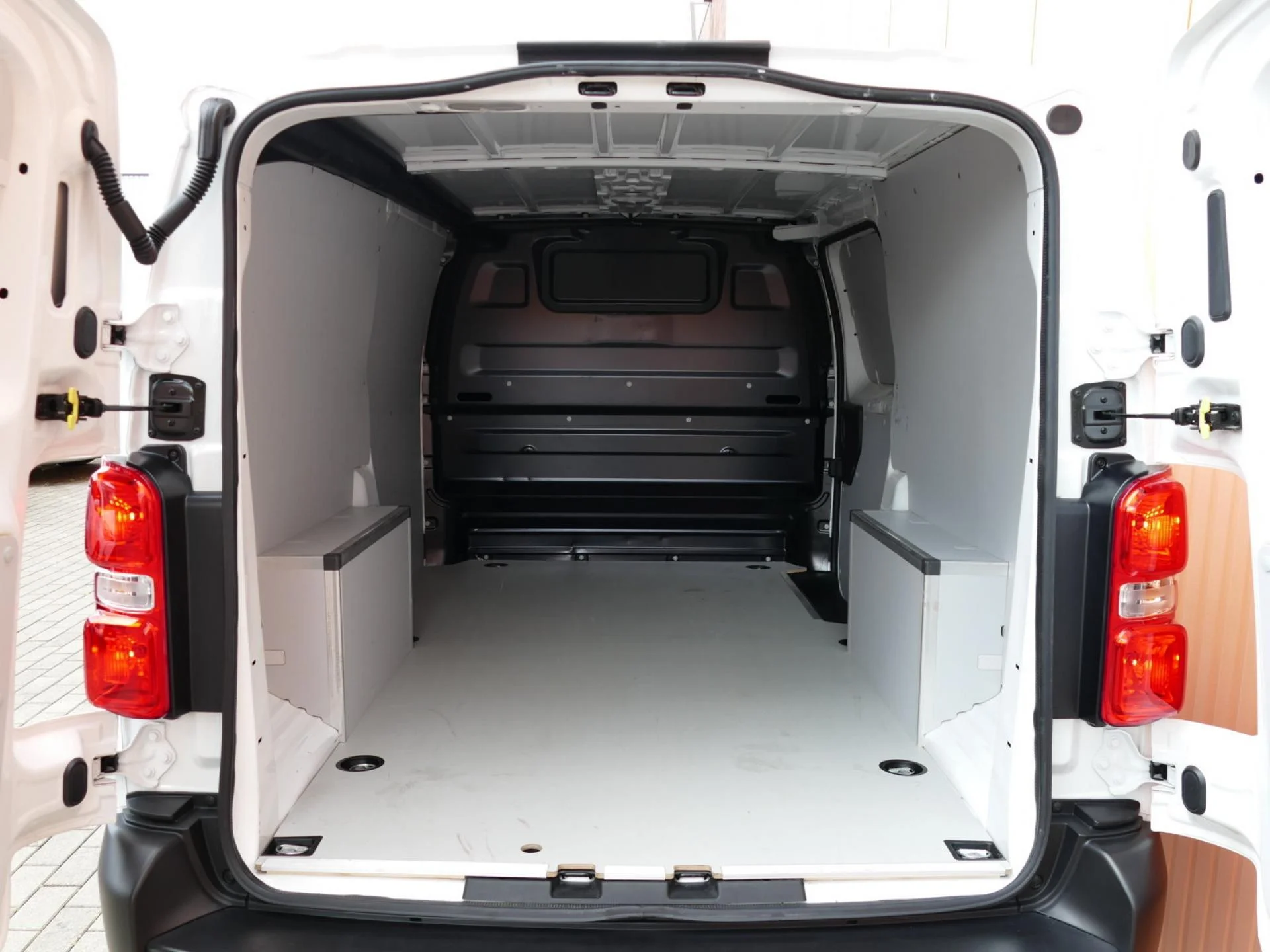 CITROEN JUMPY - Miniature 6 sur 8 - Cliquer pour voir cette photo