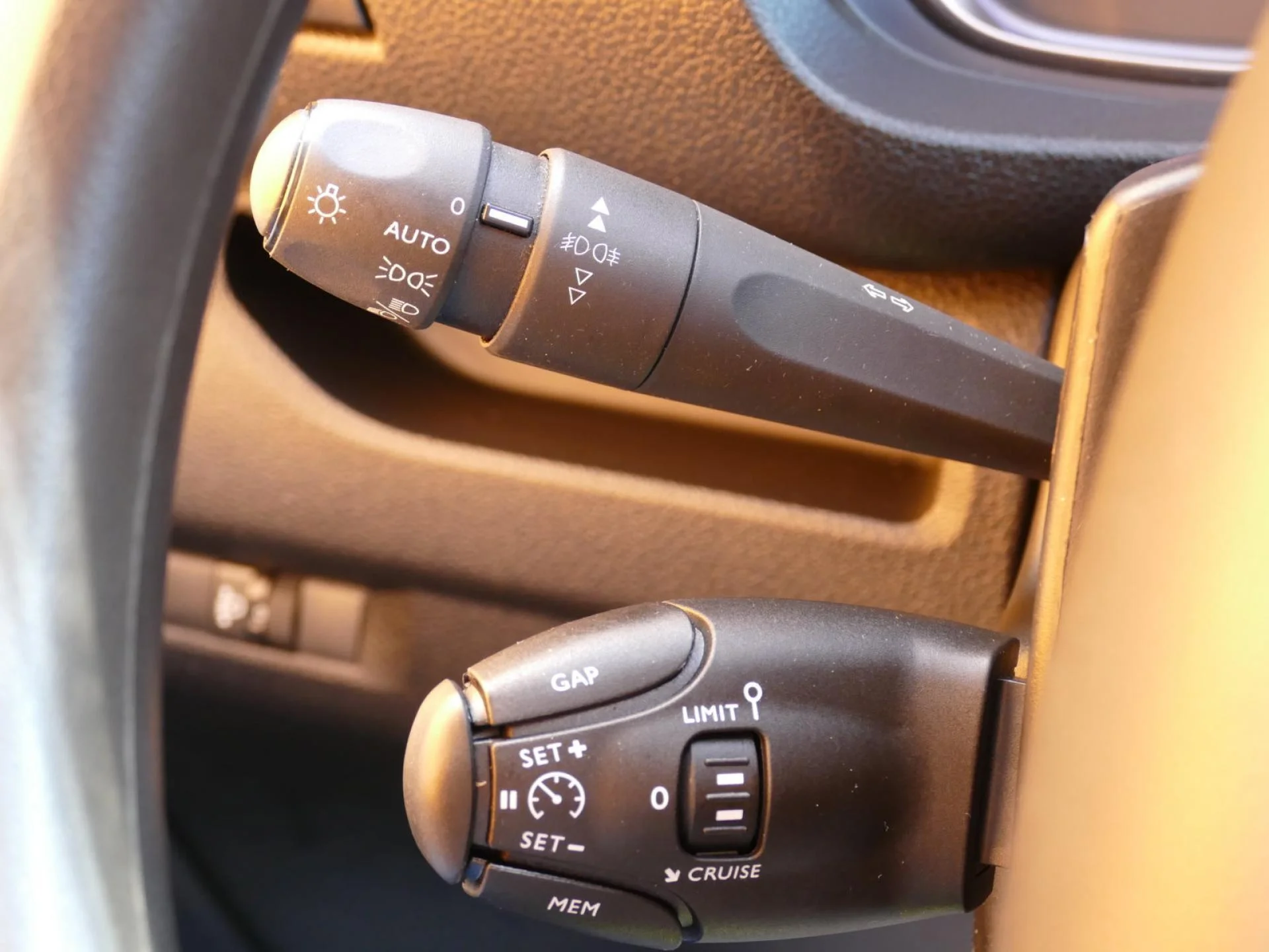 CITROEN JUMPY - Miniature 20 sur 32 - Cliquer pour voir cette photo