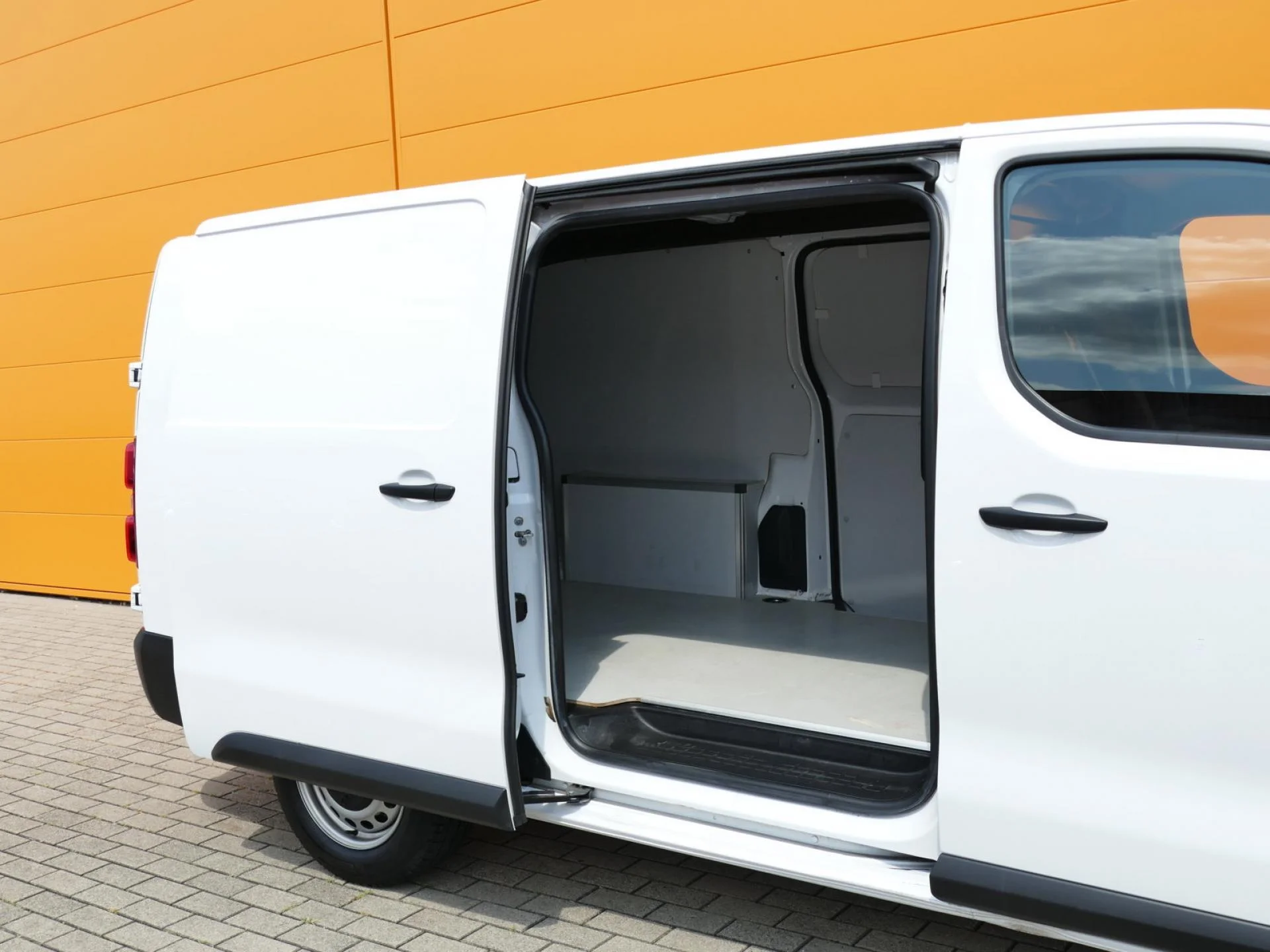 CITROEN JUMPY - Miniature 6 sur 32 - Cliquer pour voir cette photo