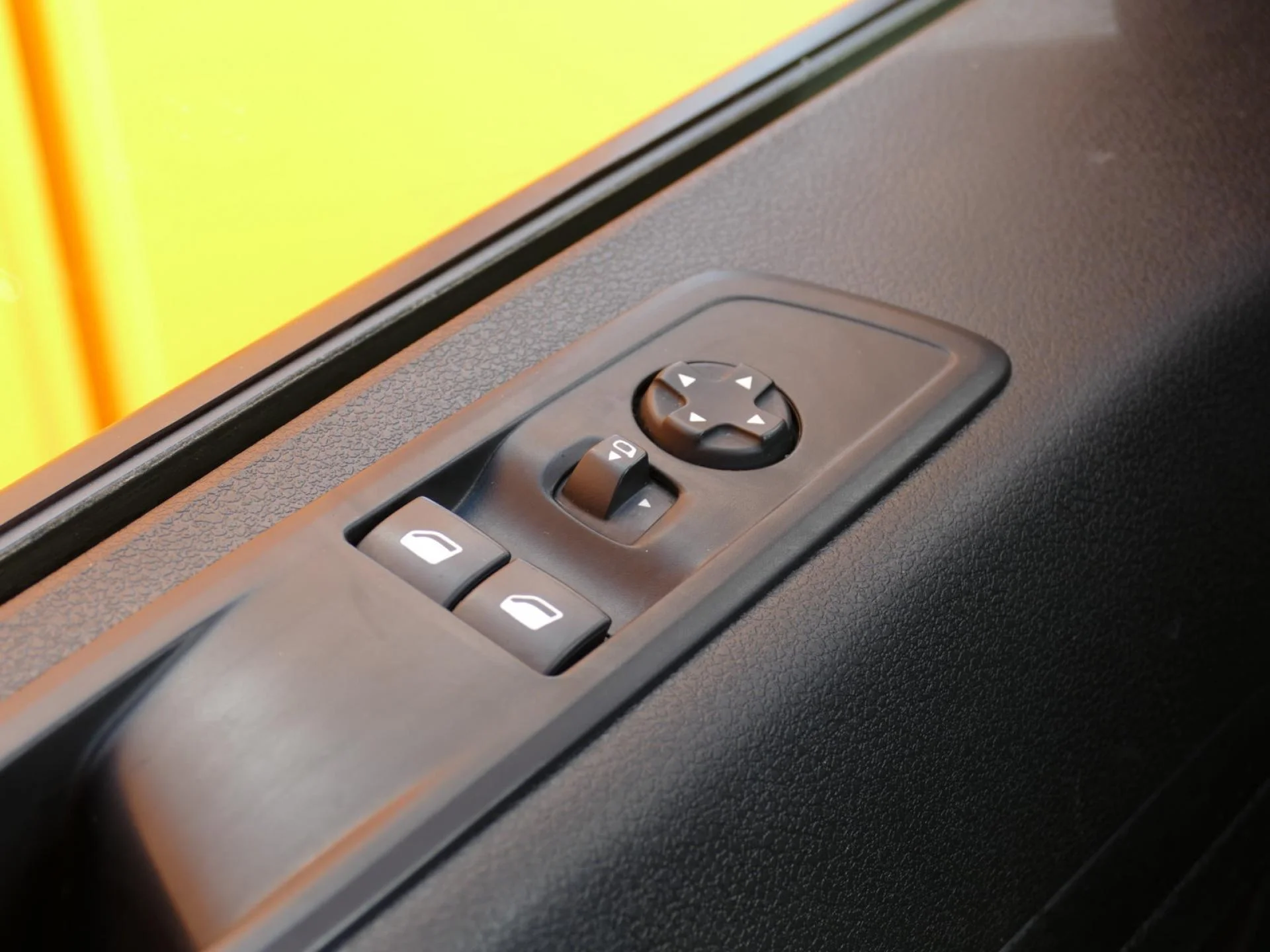 CITROEN JUMPY - Miniature 19 sur 32 - Cliquer pour voir cette photo
