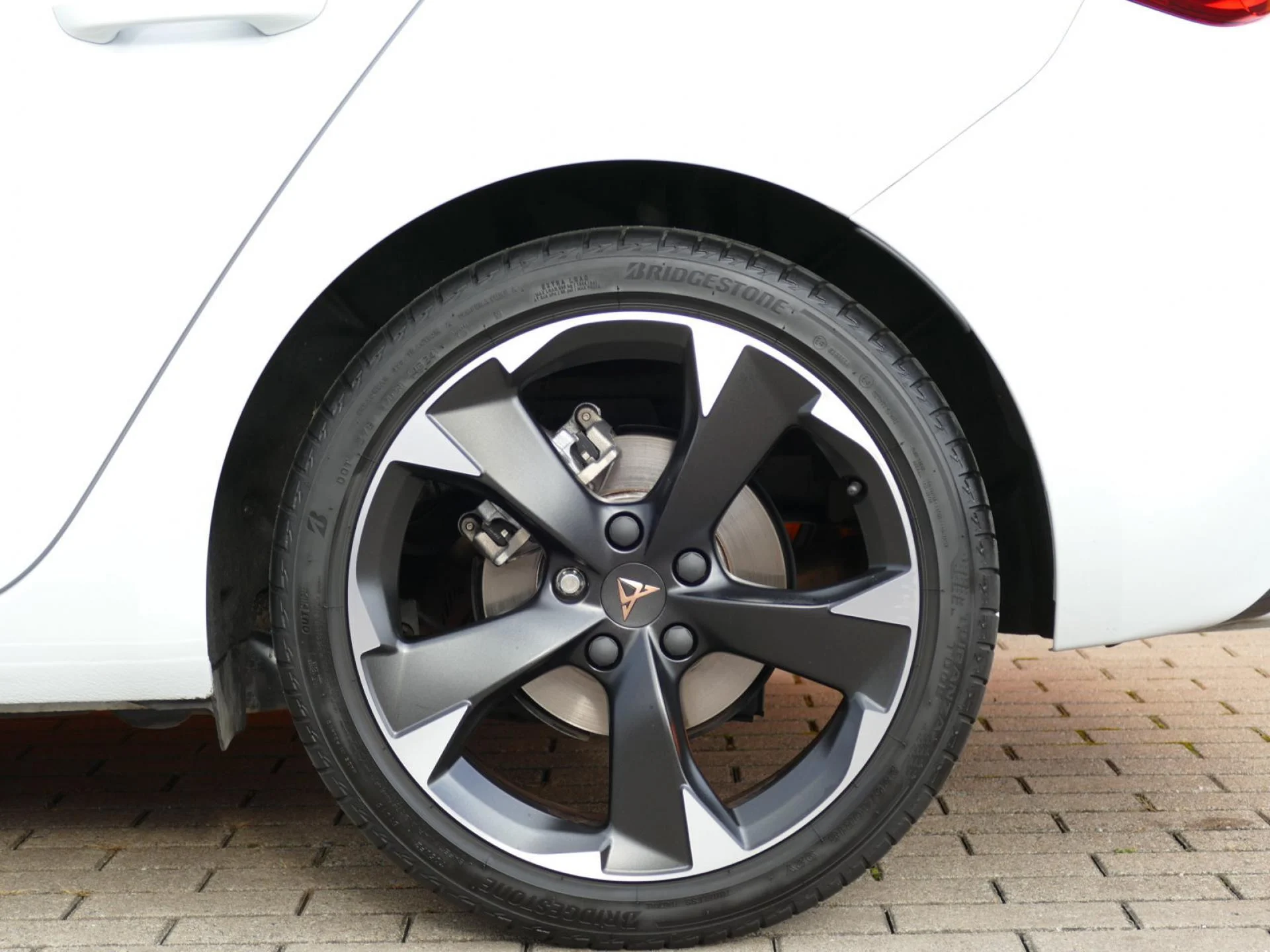 CUPRA Leon - Miniature 36 sur 36 - Cliquer pour voir cette photo