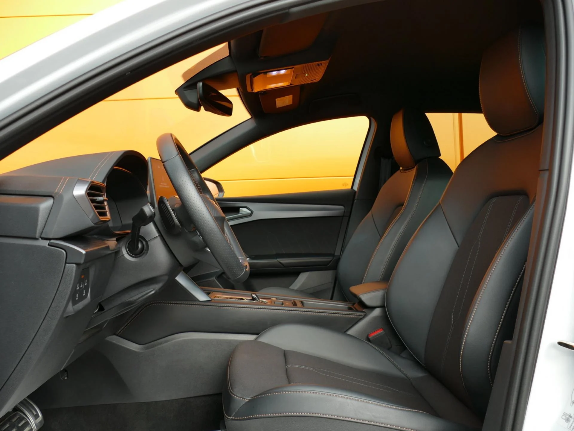 CUPRA Leon - Miniature 6 sur 36 - Cliquer pour voir cette photo