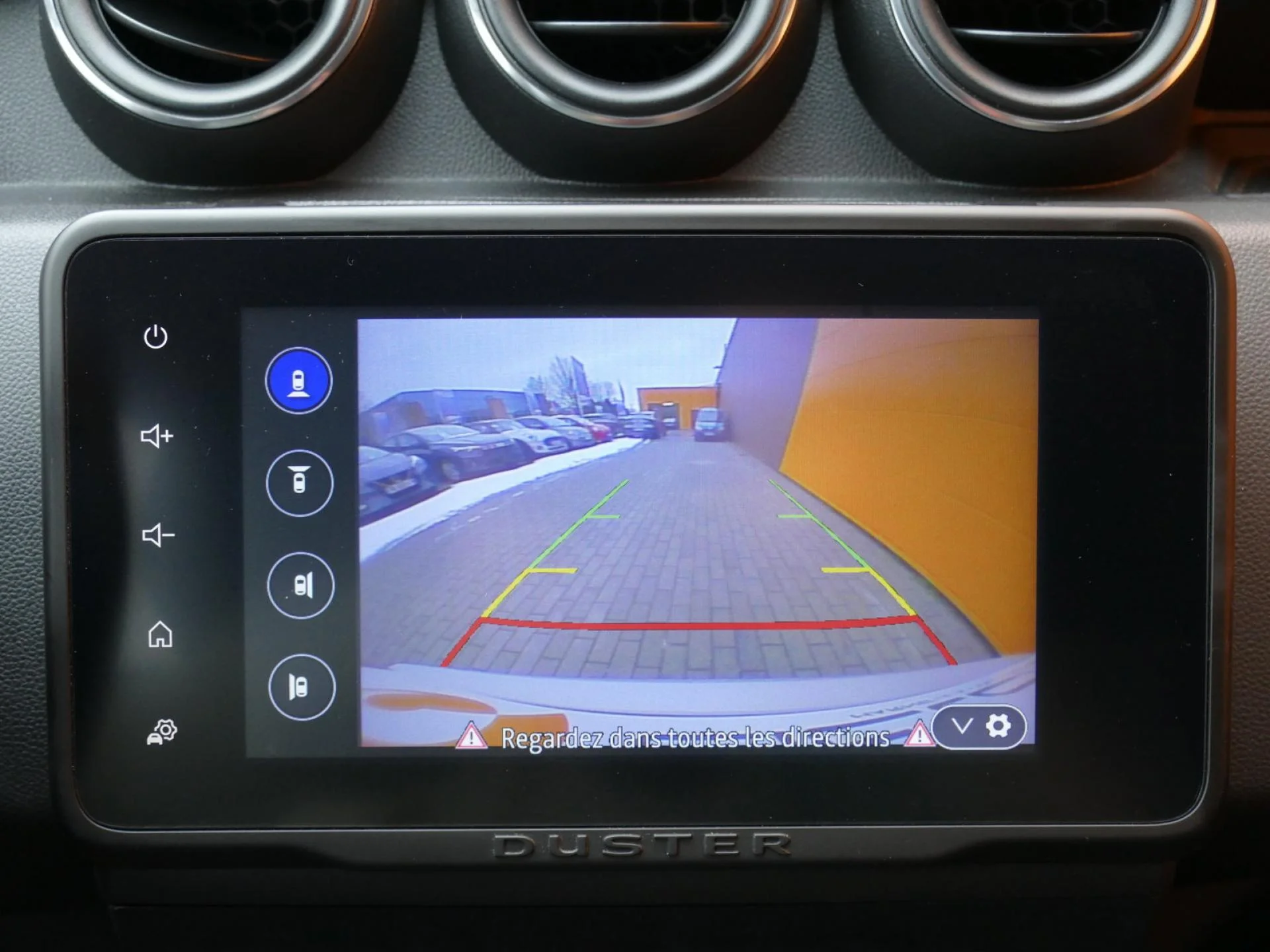 DACIA DUSTER - Miniature 10 sur 33 - Cliquer pour voir cette photo