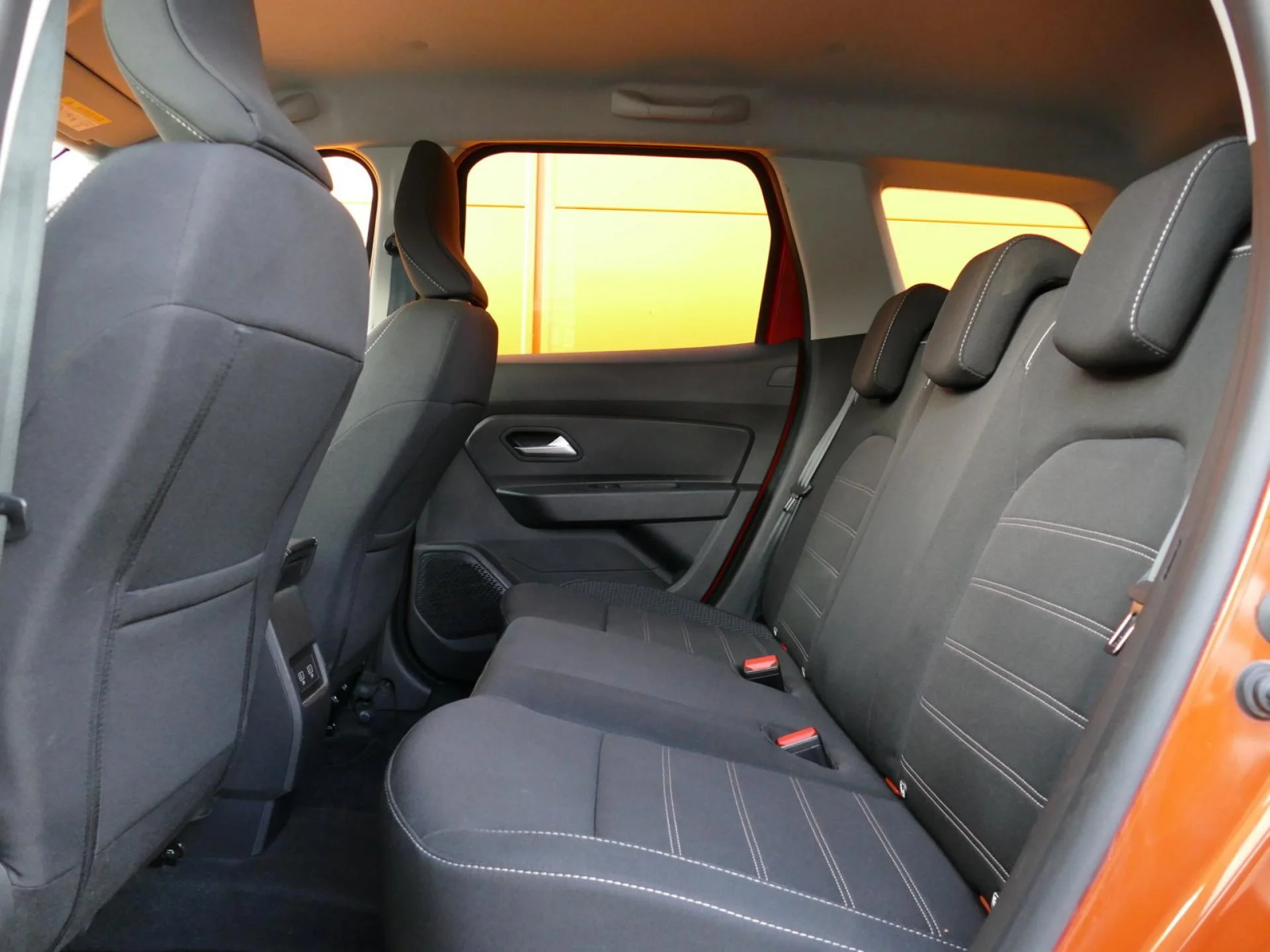 DACIA DUSTER - Miniature 6 sur 25 - Cliquer pour voir cette photo