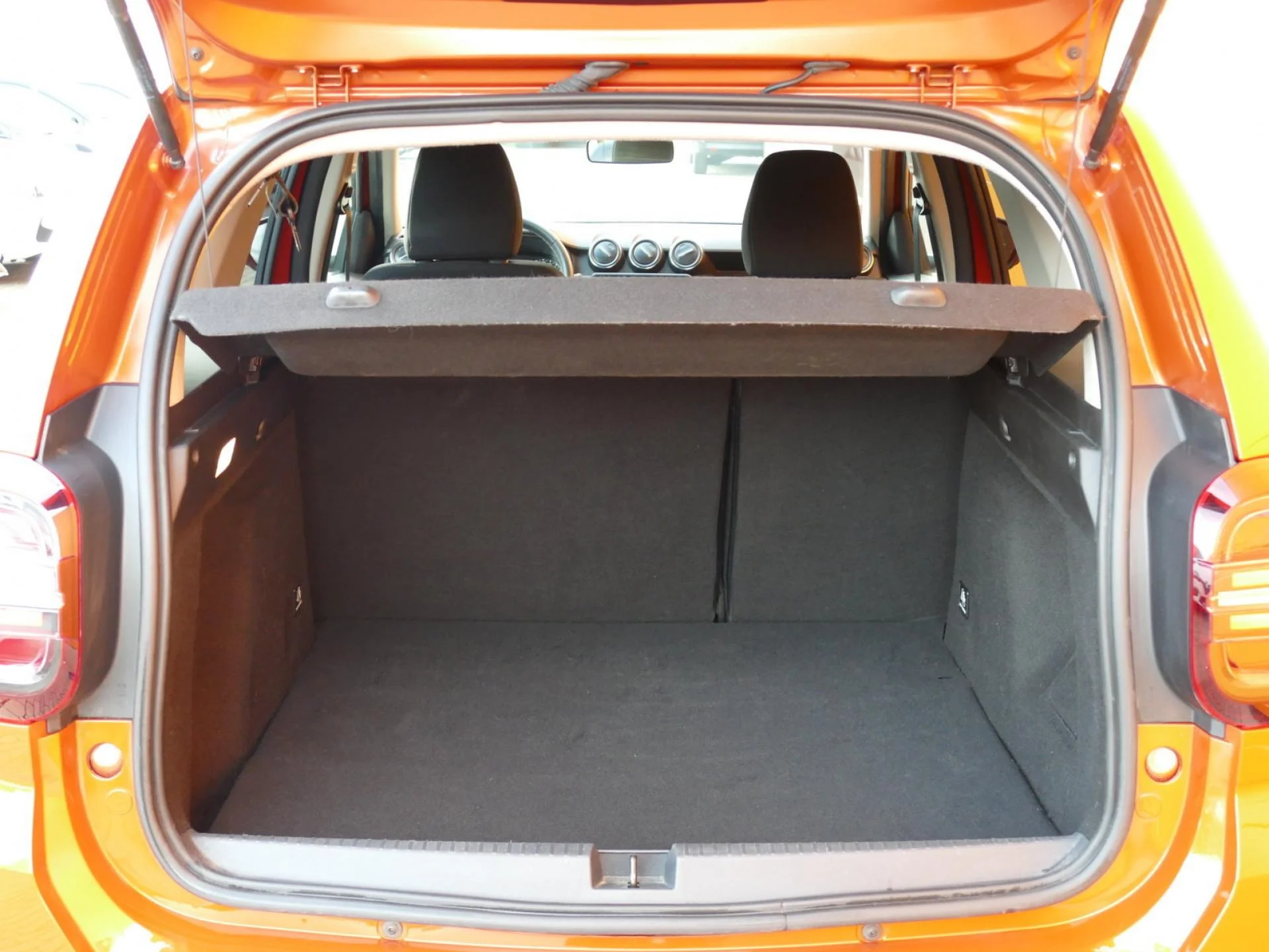 DACIA DUSTER - Miniature 7 sur 25 - Cliquer pour voir cette photo