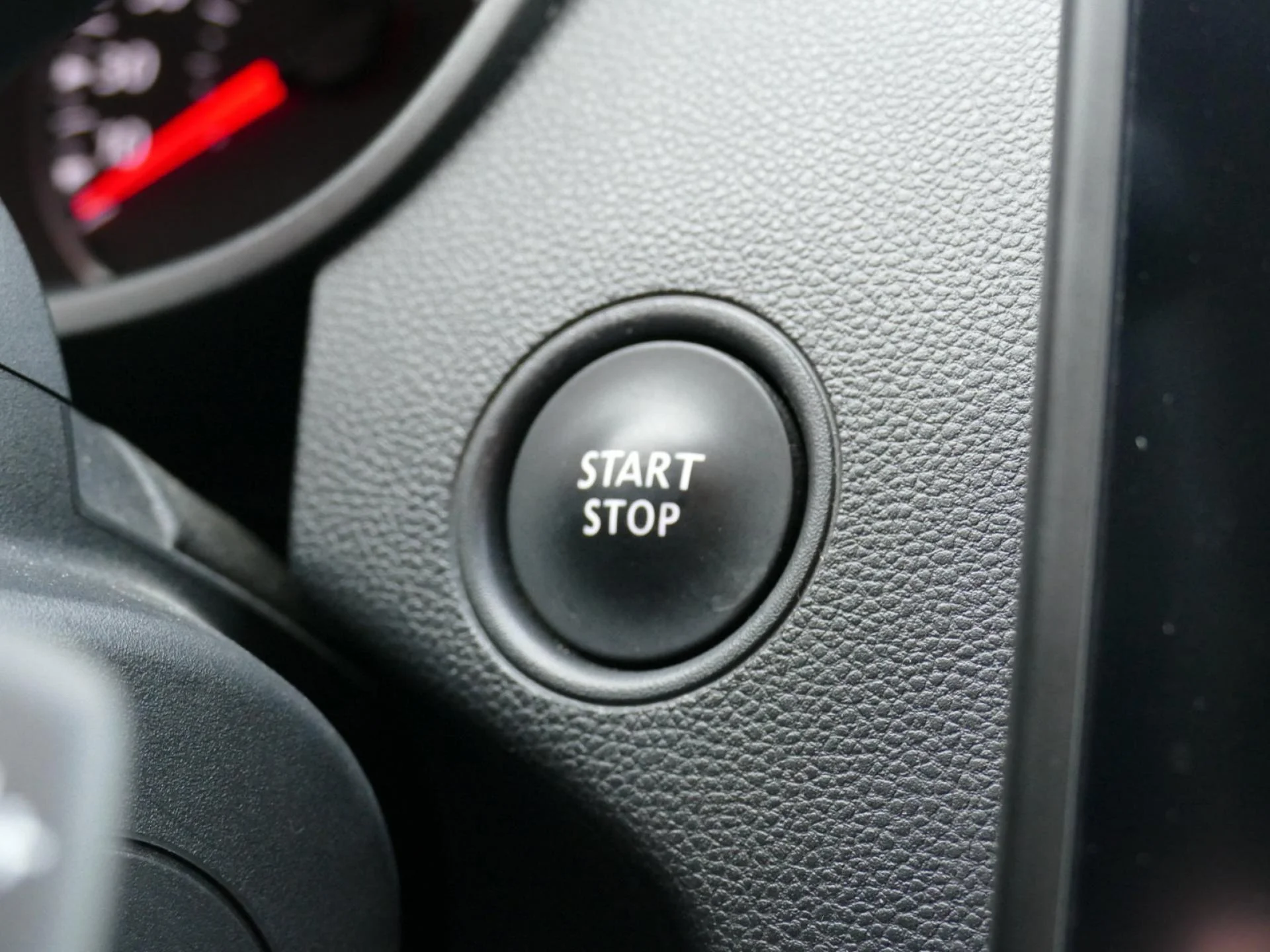 DACIA DUSTER - Miniature 14 sur 25 - Cliquer pour voir cette photo