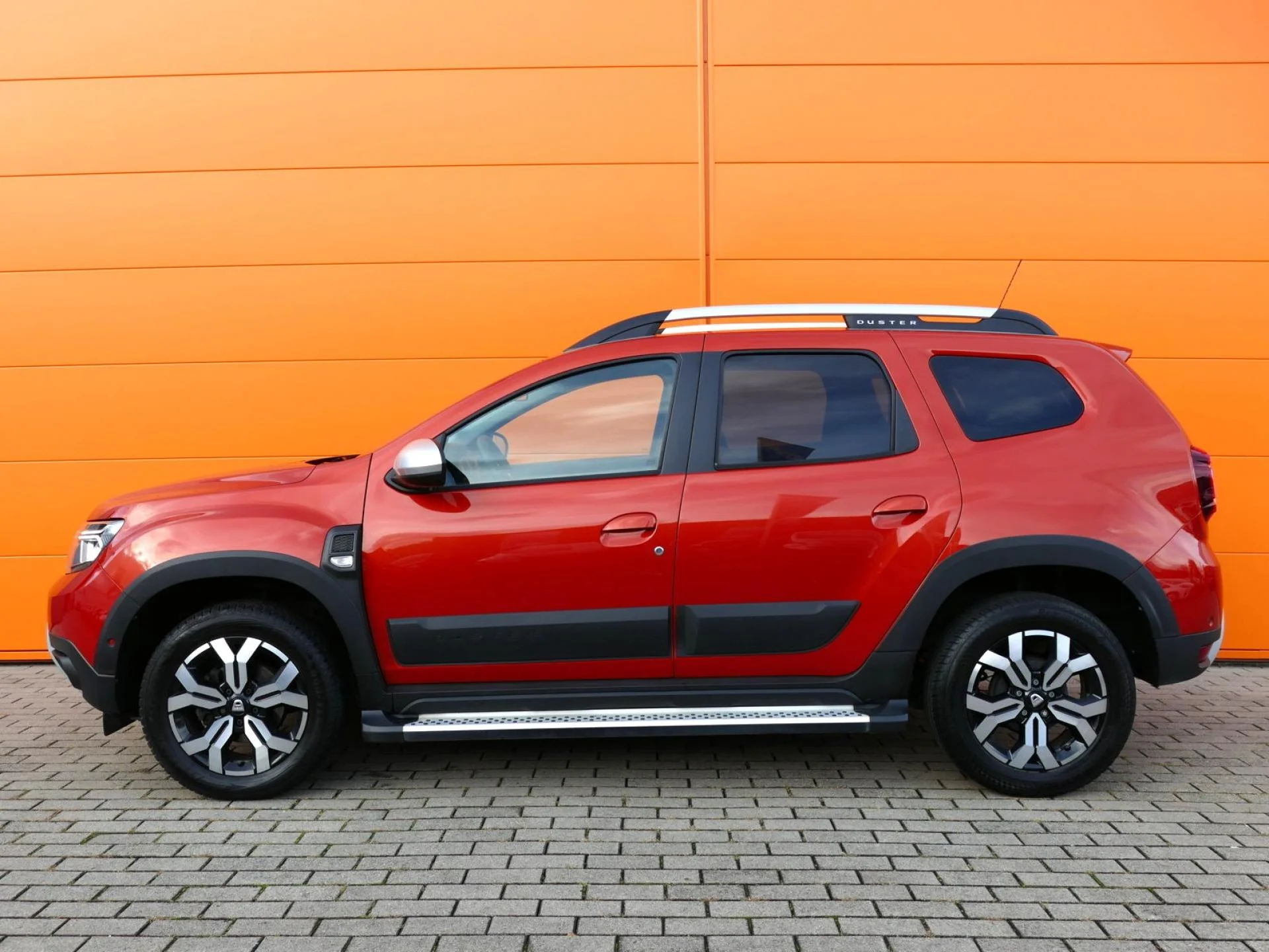 DACIA DUSTER - Miniature 3 sur 25 - Cliquer pour voir cette photo