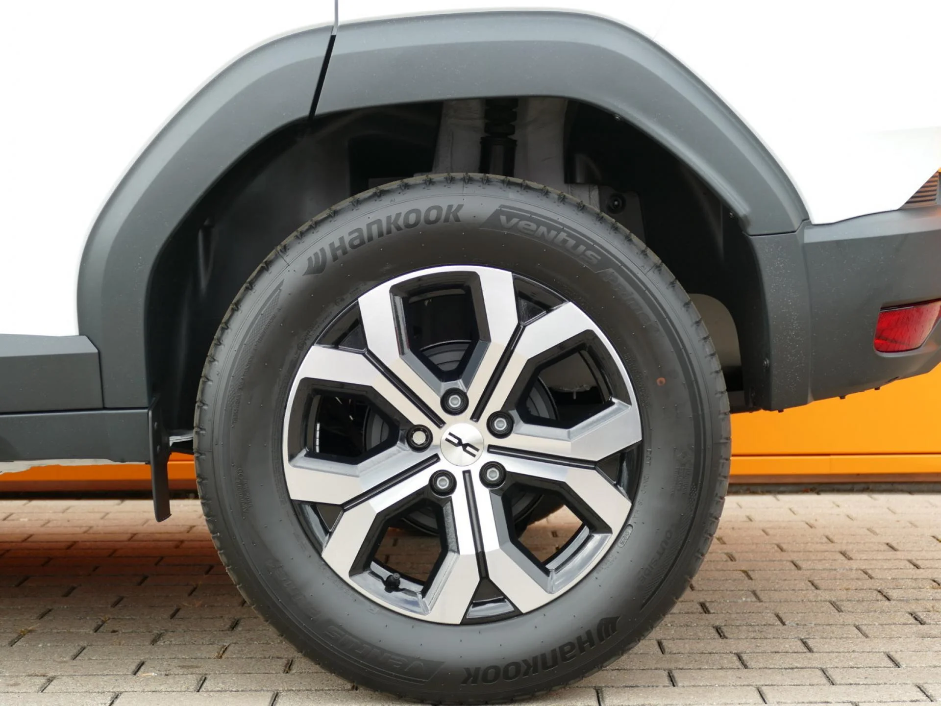 DACIA DUSTER - Miniature 32 sur 32 - Cliquer pour voir cette photo