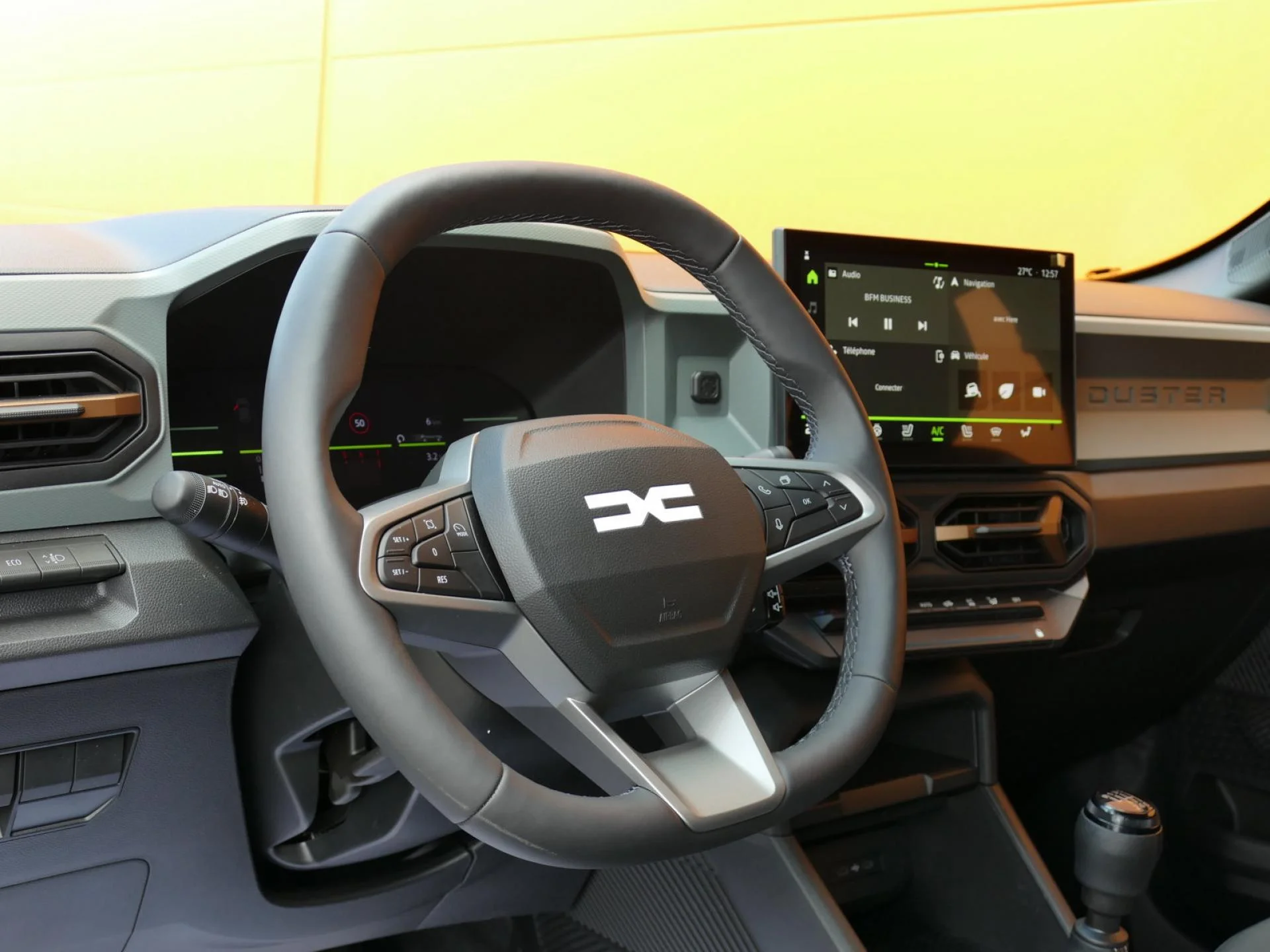 DACIA DUSTER - Miniature 14 sur 32 - Cliquer pour voir cette photo