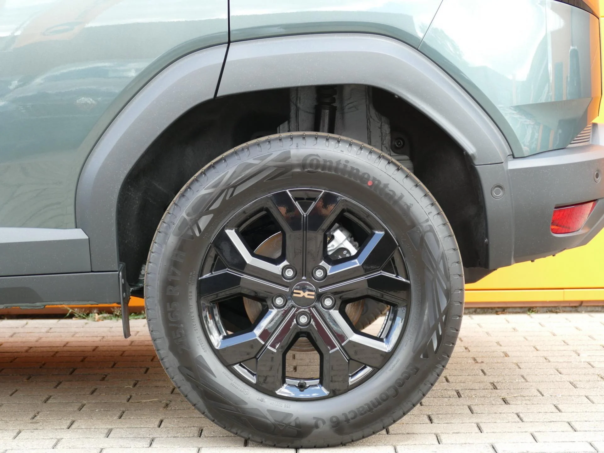 DACIA DUSTER - Miniature 32 sur 32 - Cliquer pour voir cette photo