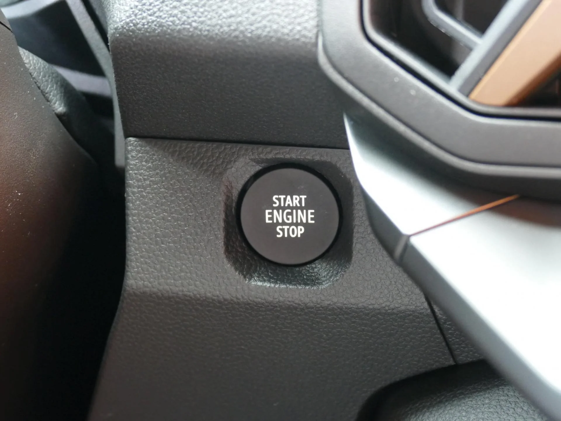 DACIA DUSTER - Miniature 19 sur 32 - Cliquer pour voir cette photo