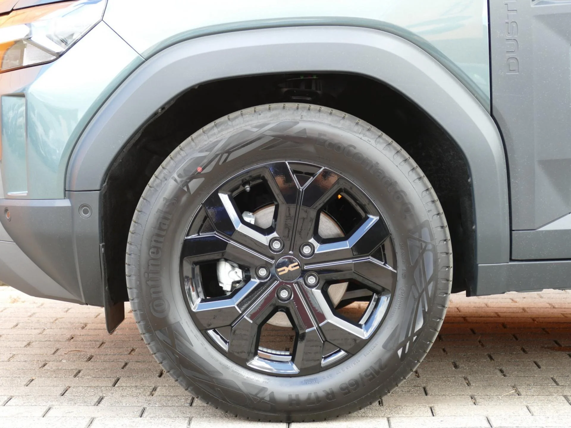 DACIA DUSTER - Miniature 30 sur 32 - Cliquer pour voir cette photo