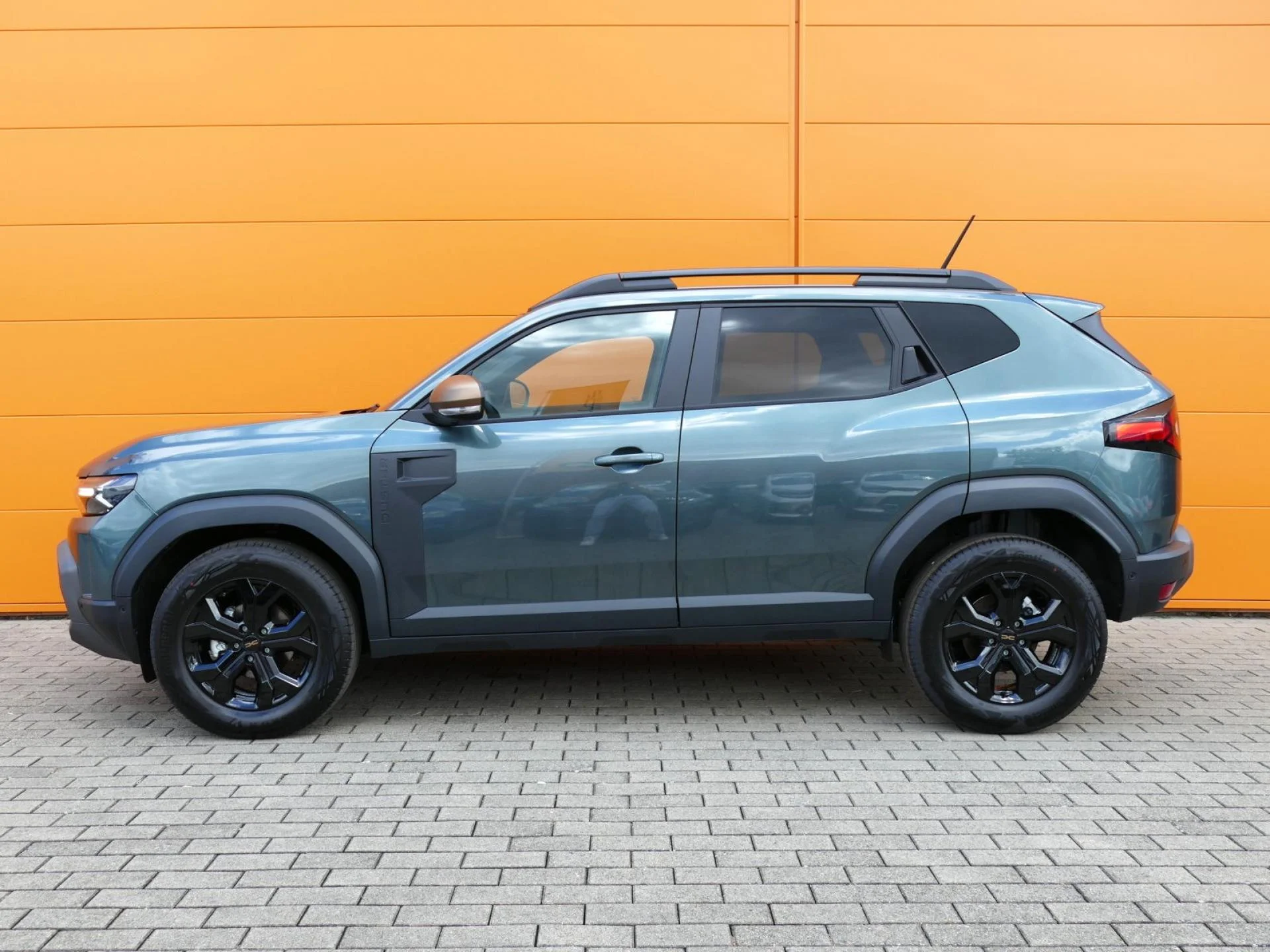 DACIA DUSTER - Miniature 3 sur 32 - Cliquer pour voir cette photo