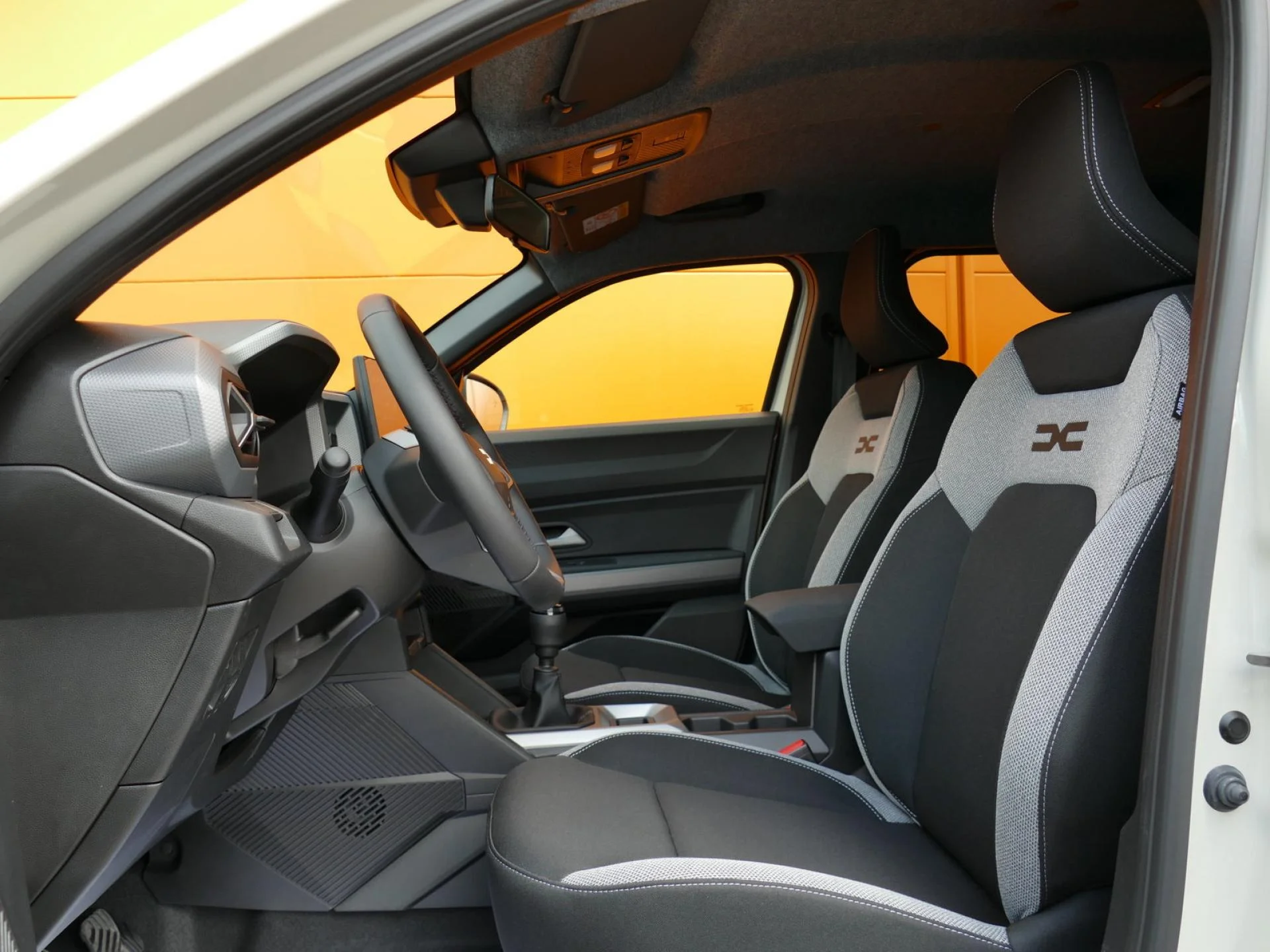 DACIA DUSTER - Miniature 6 sur 32 - Cliquer pour voir cette photo