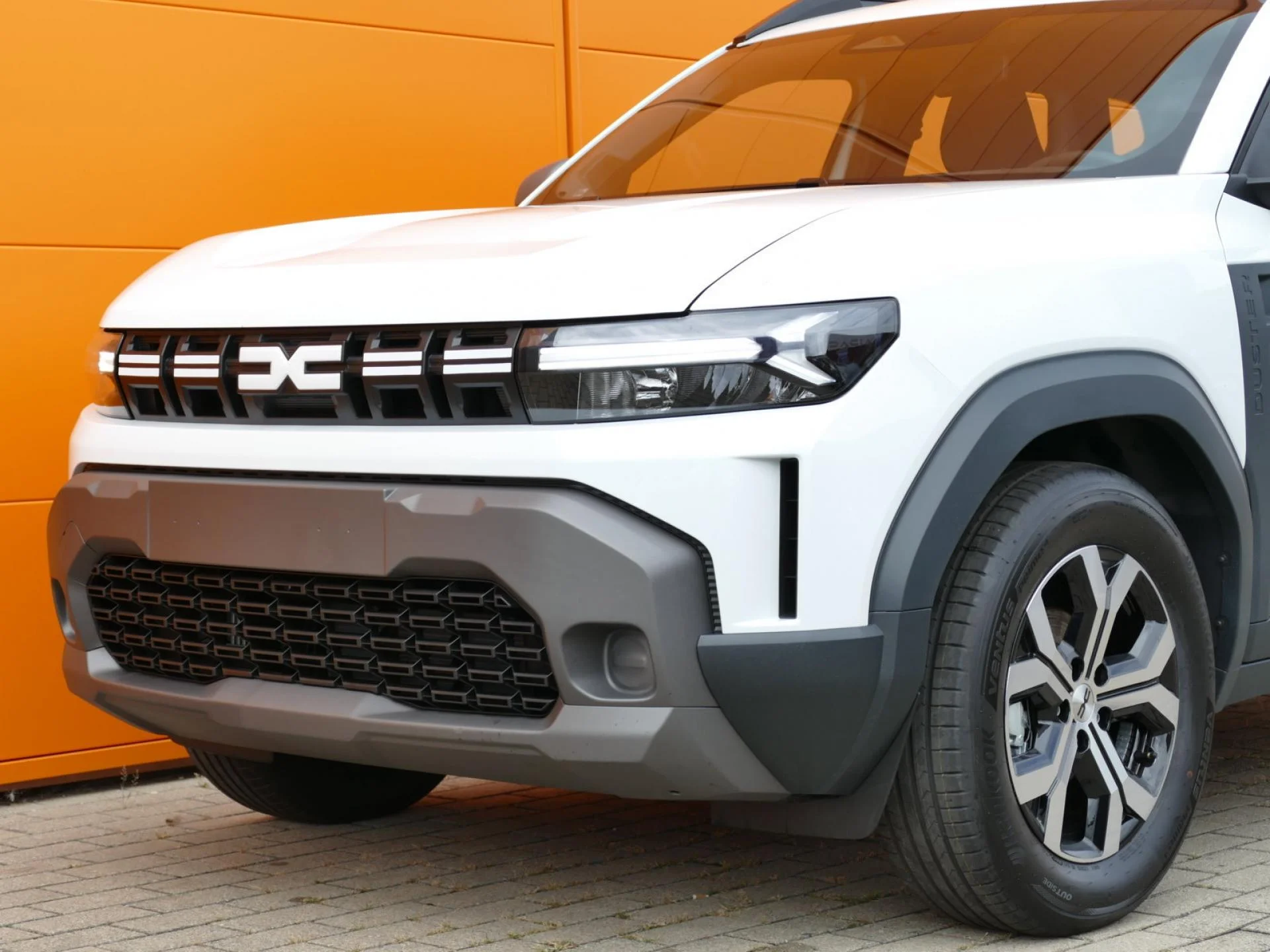 DACIA DUSTER - Miniature 21 sur 23 - Cliquer pour voir cette photo