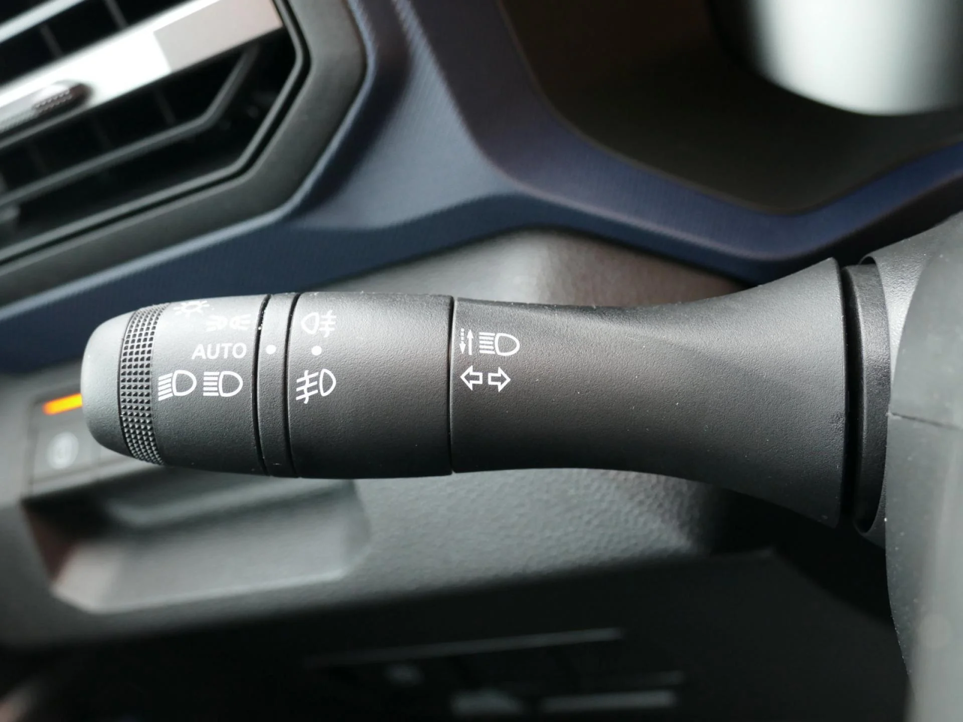 DACIA DUSTER - Miniature 19 sur 23 - Cliquer pour voir cette photo