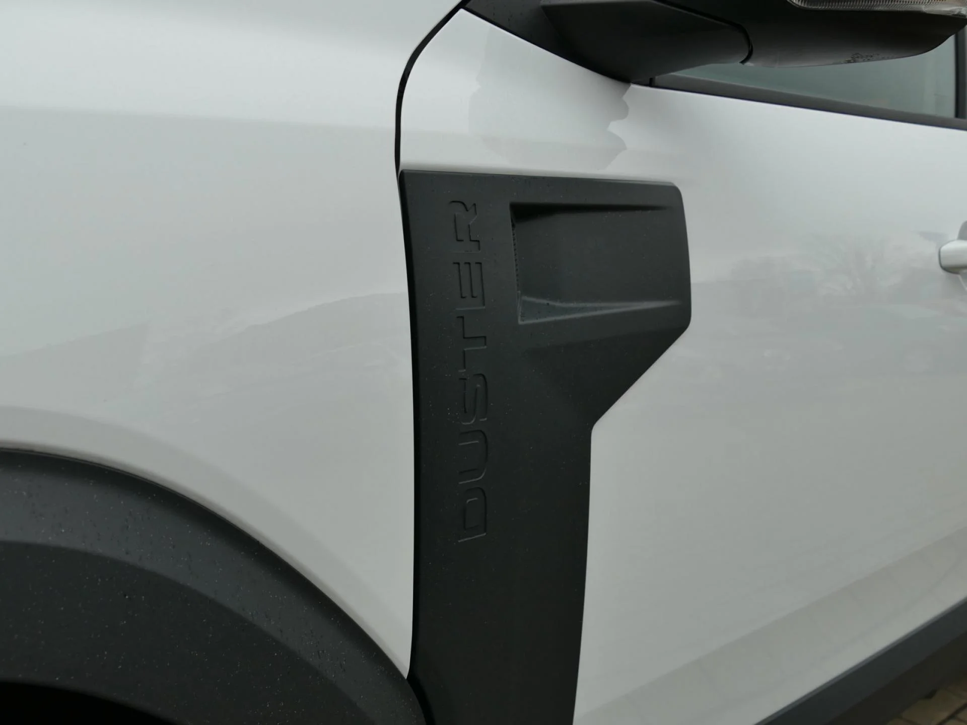 DACIA DUSTER - Miniature 27 sur 32 - Cliquer pour voir cette photo