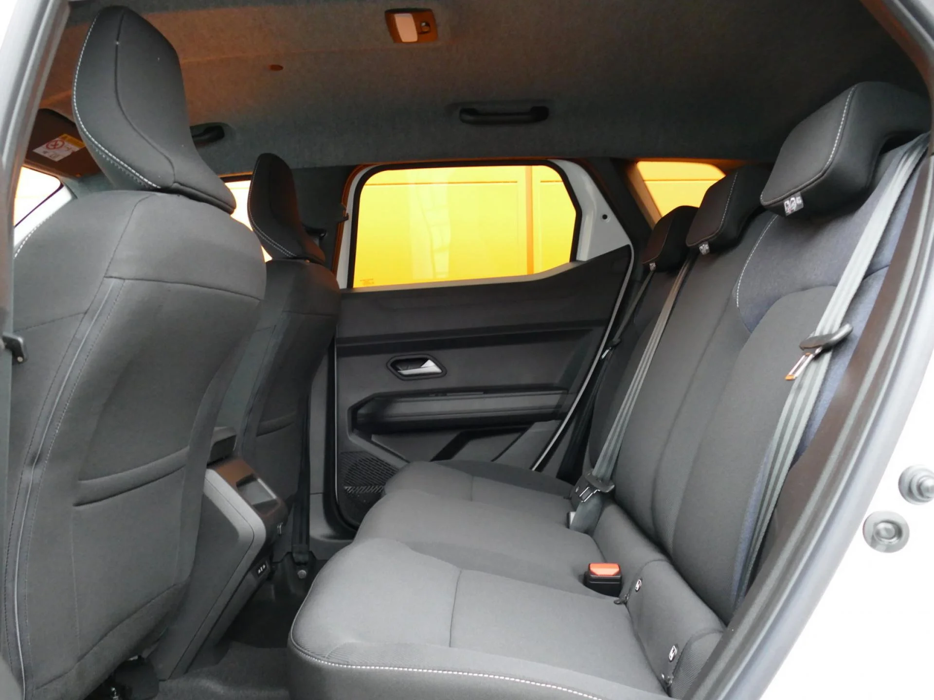 DACIA DUSTER - Miniature 7 sur 32 - Cliquer pour voir cette photo