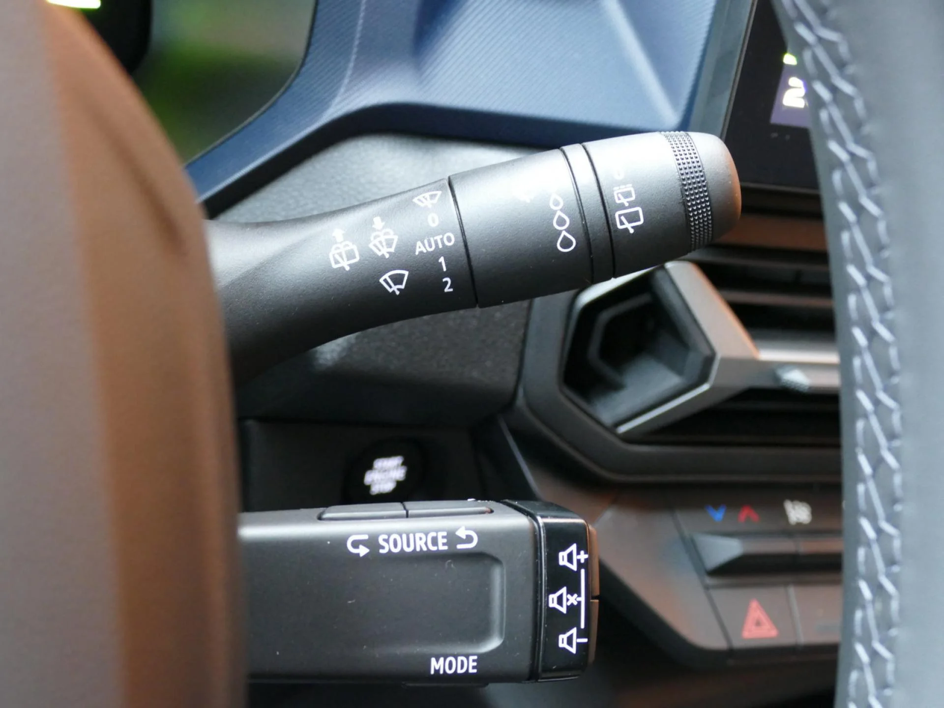 DACIA DUSTER - Miniature 25 sur 32 - Cliquer pour voir cette photo