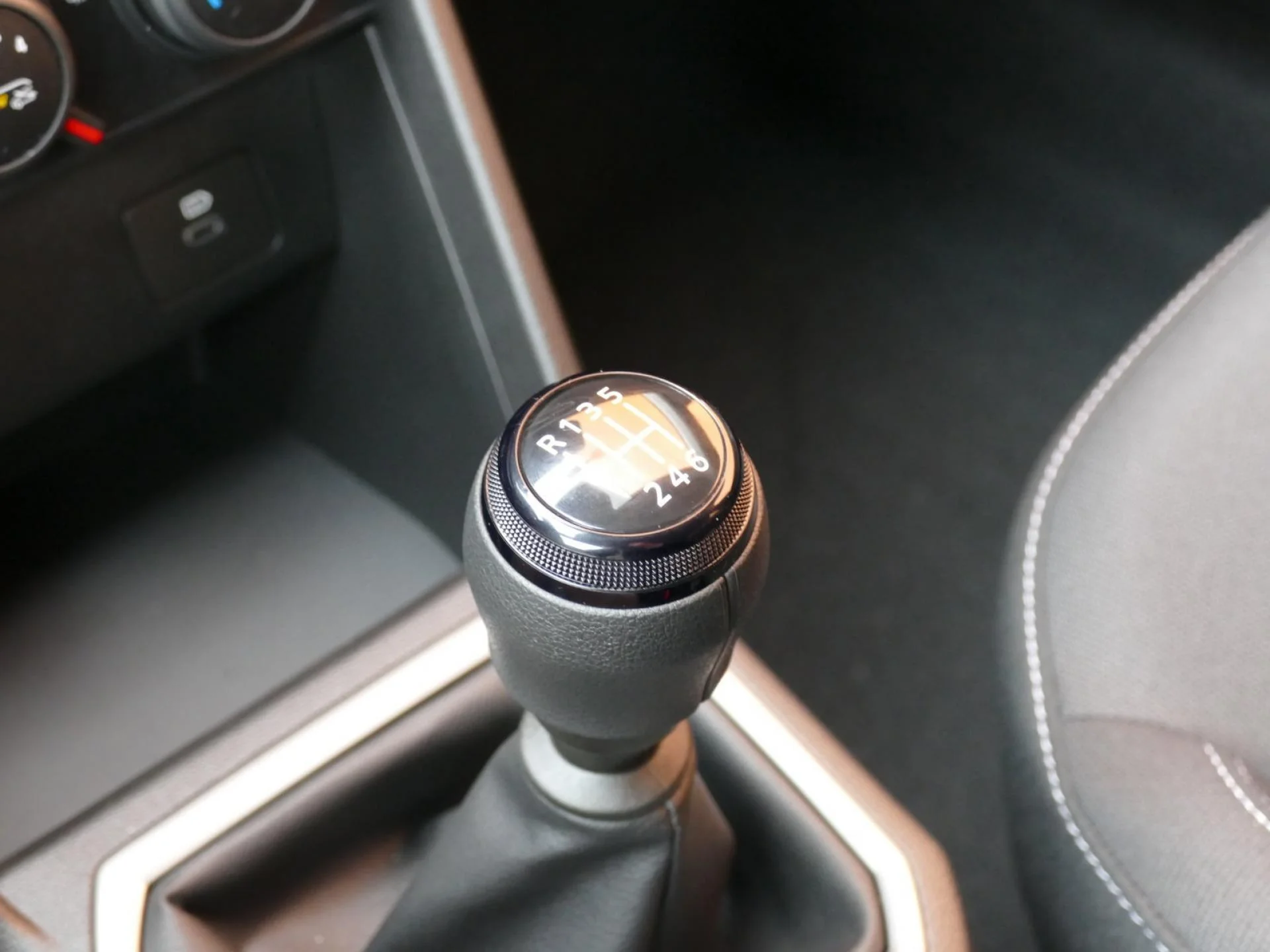 DACIA JOGGER - Miniature 22 sur 33 - Cliquer pour voir cette photo