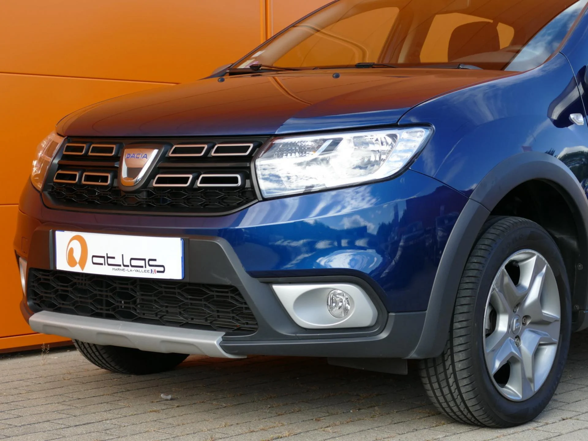 DACIA SANDERO - Miniature 26 sur 32 - Cliquer pour voir cette photo