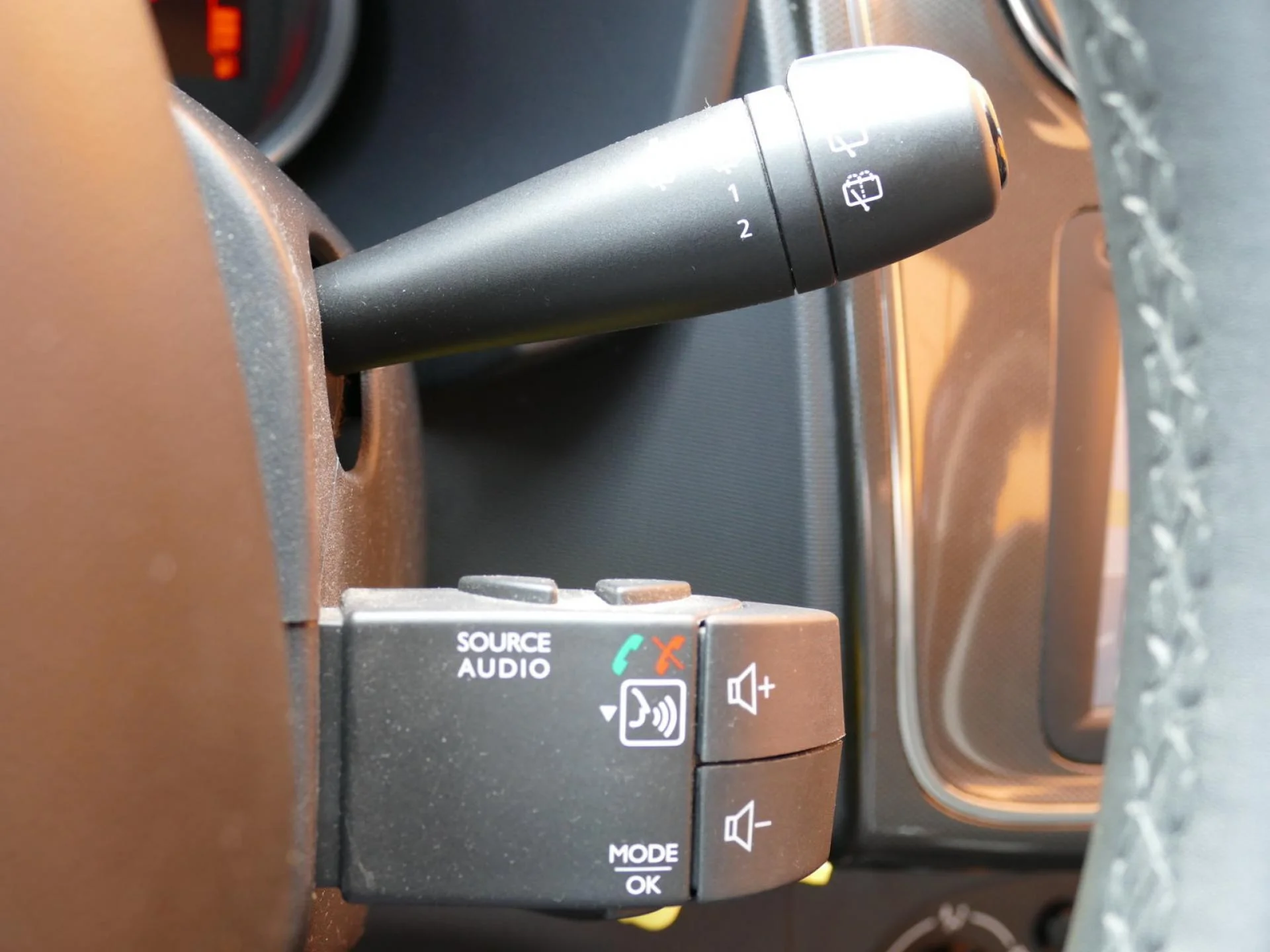 DACIA SANDERO - Miniature 22 sur 32 - Cliquer pour voir cette photo