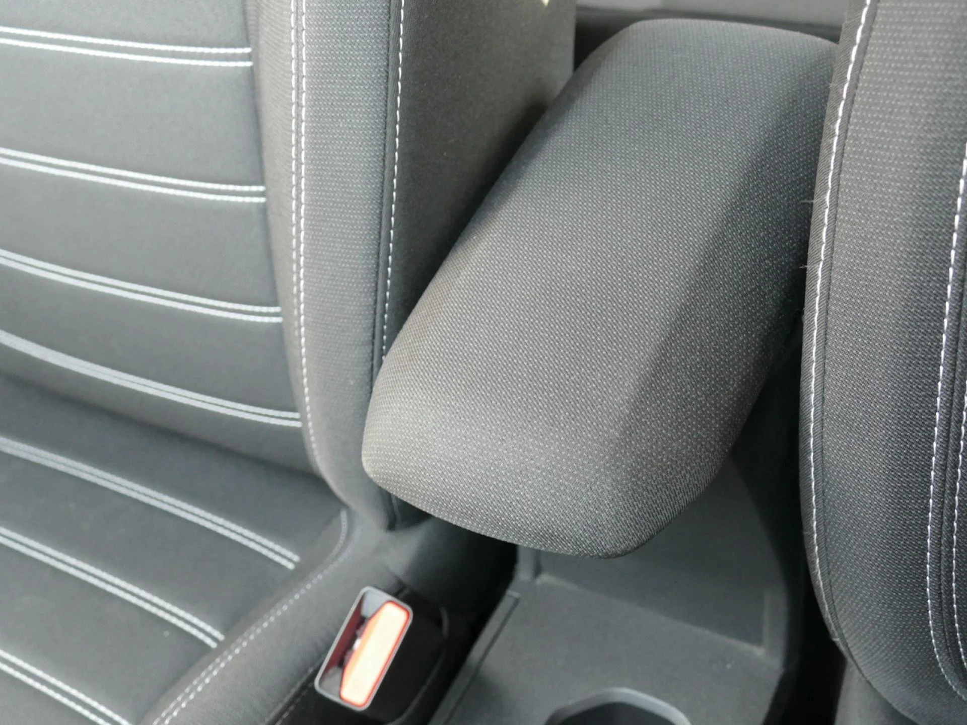 DACIA SANDERO - Miniature 8 sur 33 - Cliquer pour voir cette photo