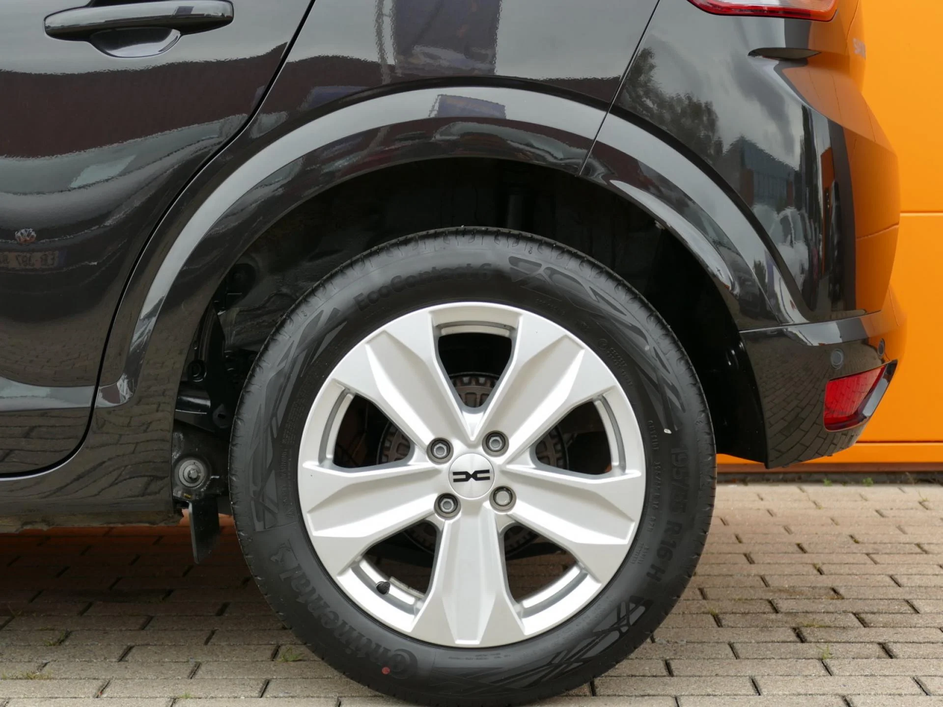 DACIA SANDERO - Miniature 32 sur 33 - Cliquer pour voir cette photo