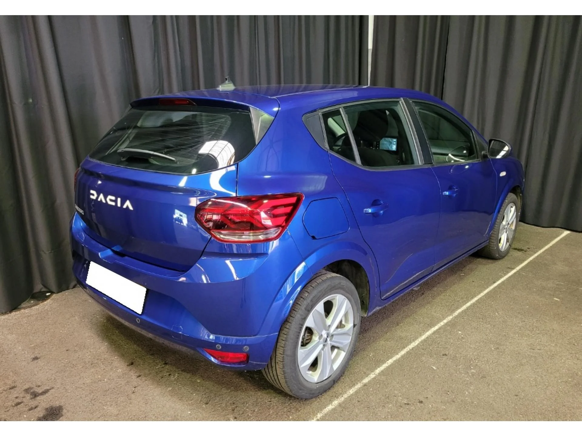 DACIA SANDERO - Miniature 3 sur 9 - Cliquer pour voir cette photo