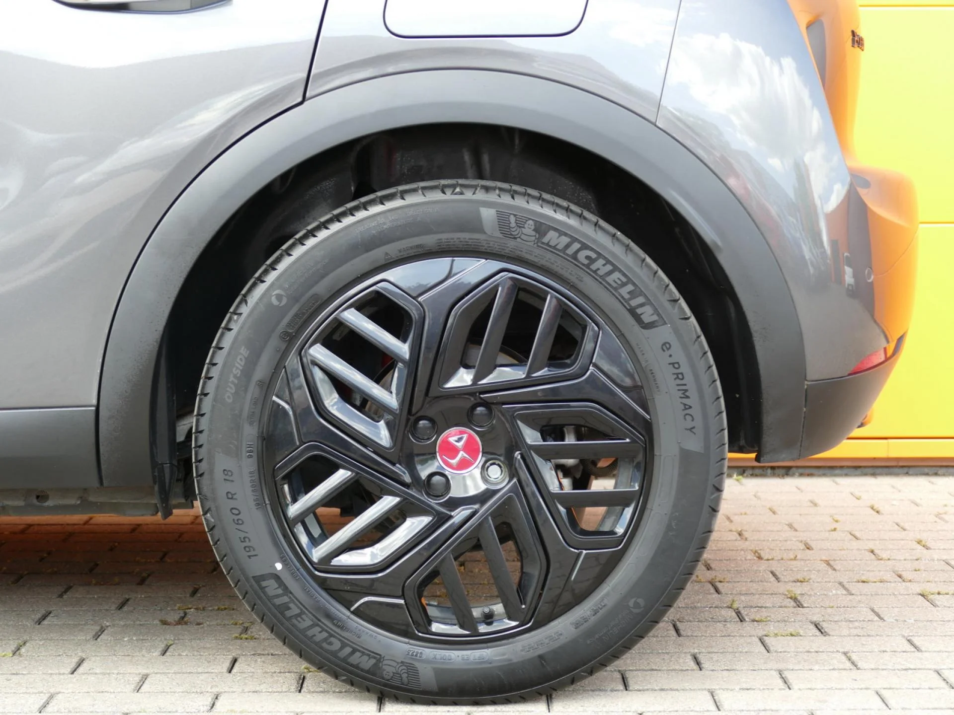 DS DS 3 - Miniature 32 sur 33 - Cliquer pour voir cette photo
