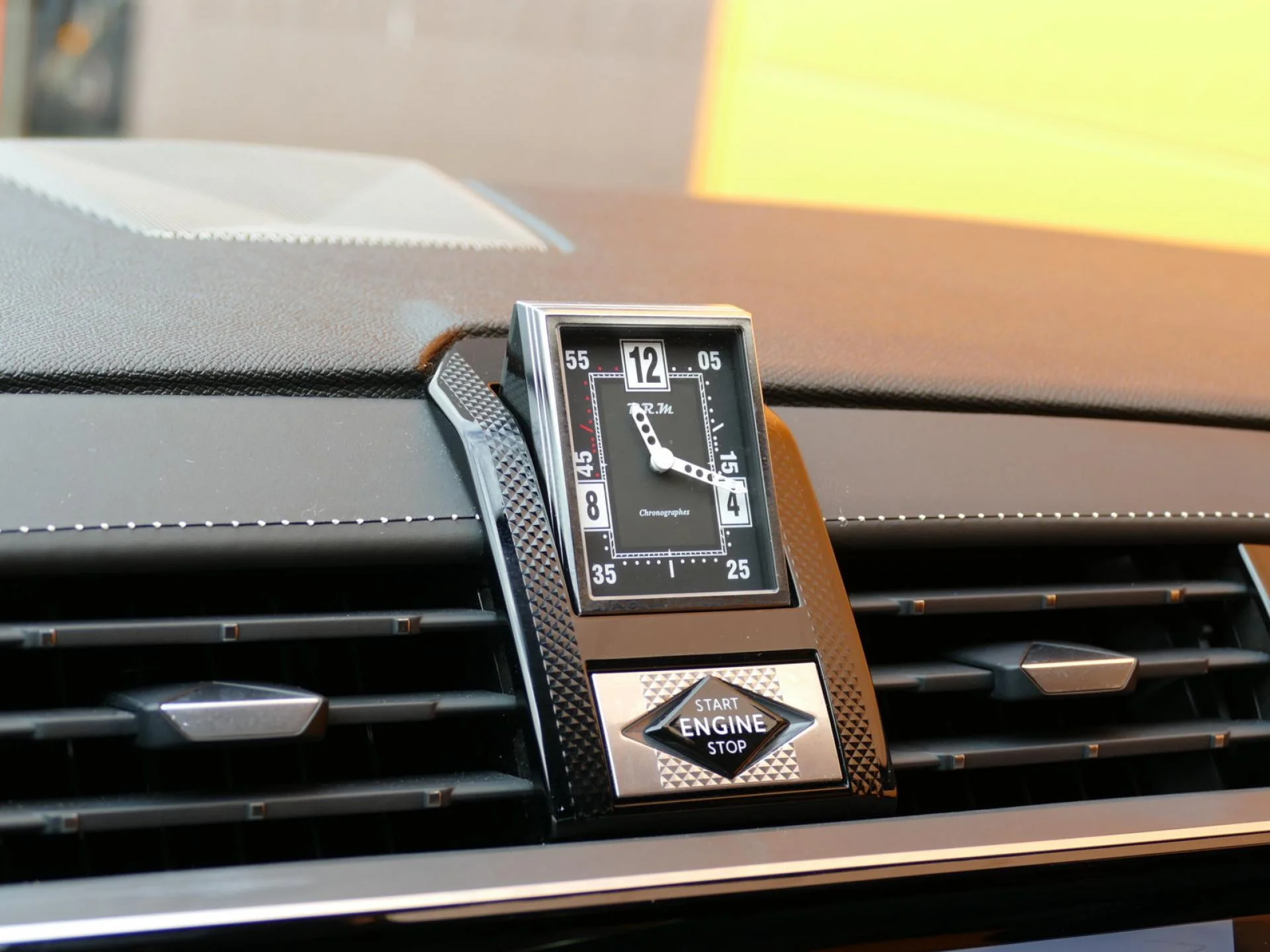 DS DS 7 CROSSBACK - Miniature 25 sur 36 - Cliquer pour voir cette photo