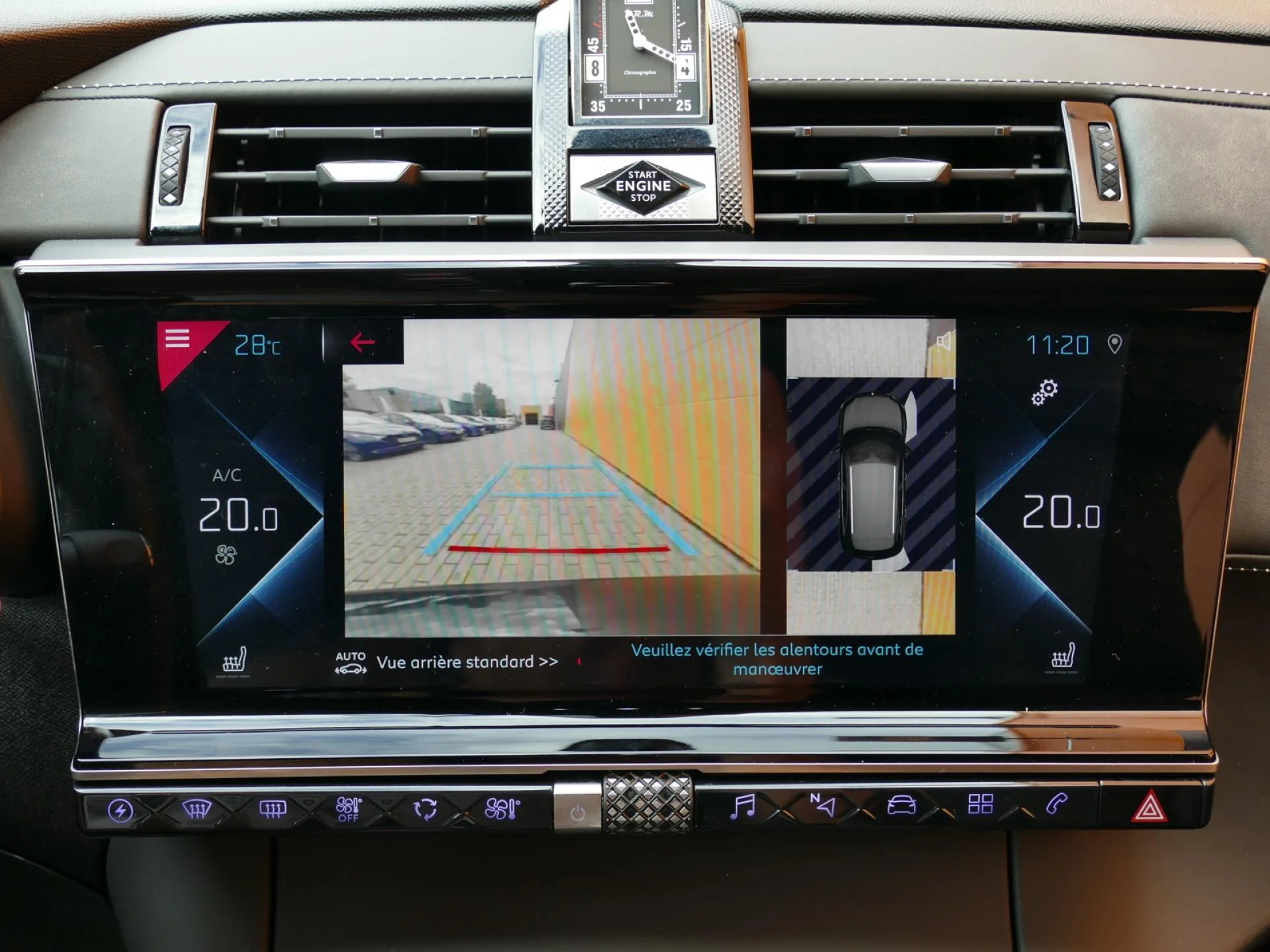 DS DS 7 CROSSBACK - Miniature 11 sur 36 - Cliquer pour voir cette photo