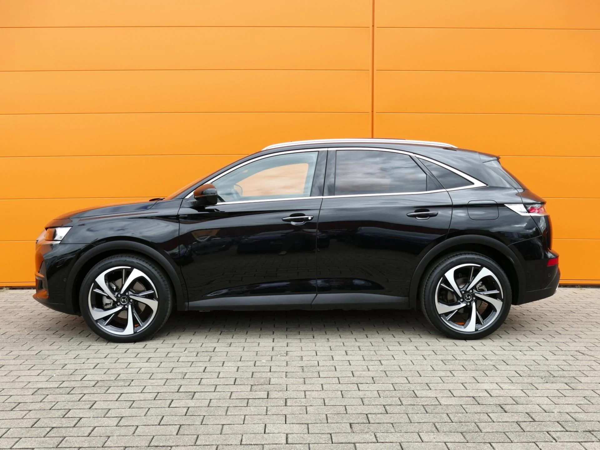 DS DS 7 CROSSBACK - Miniature 4 sur 36 - Cliquer pour voir cette photo