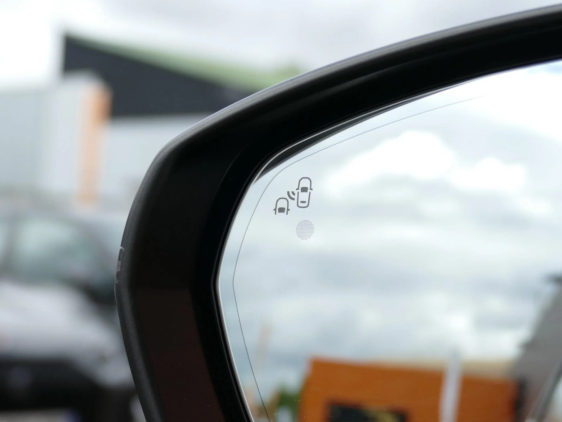 DS DS 7 CROSSBACK - Miniature 29 sur 36 - Cliquer pour voir cette photo