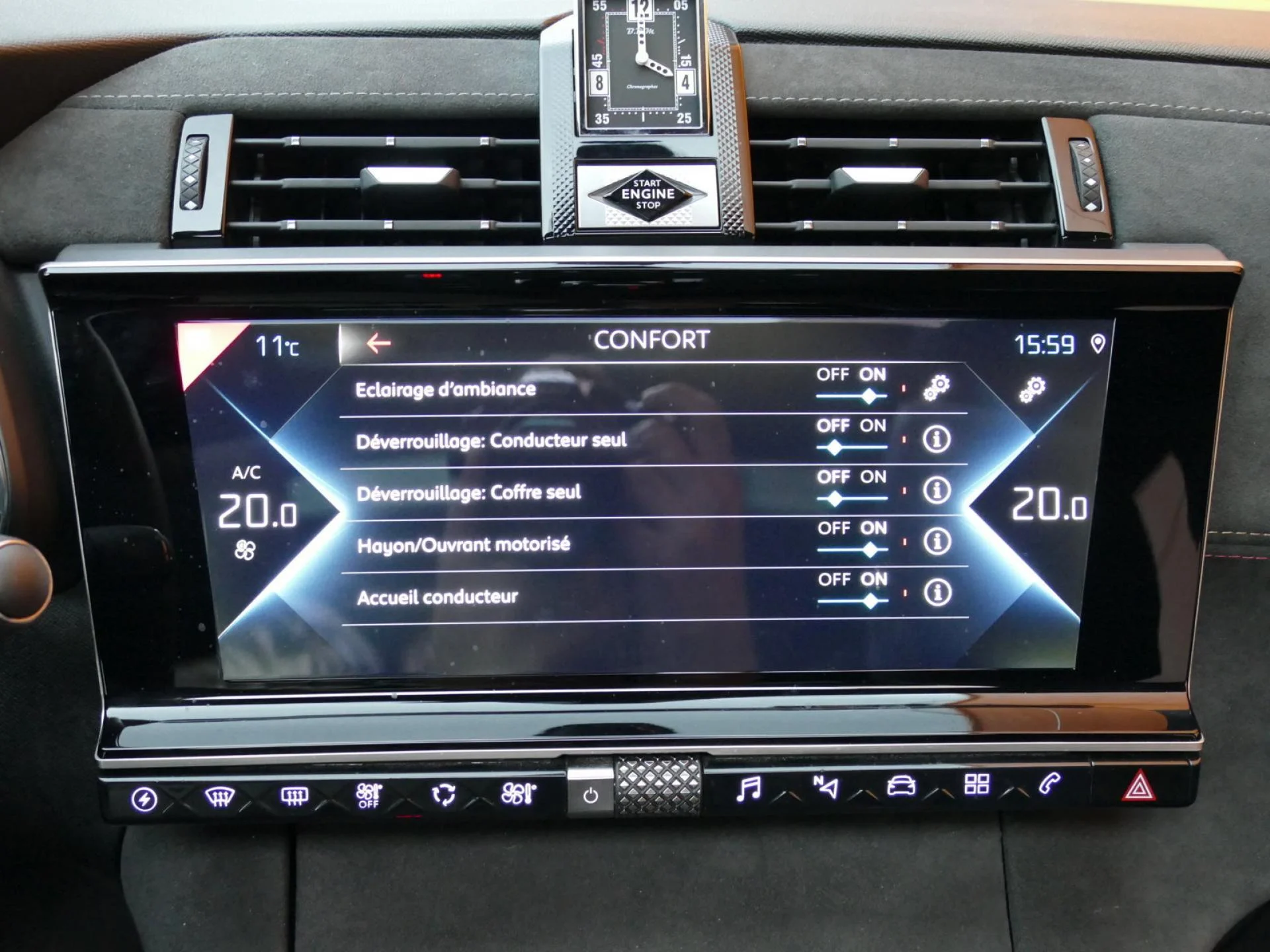 DS DS 7 CROSSBACK - Miniature 12 sur 33 - Cliquer pour voir cette photo