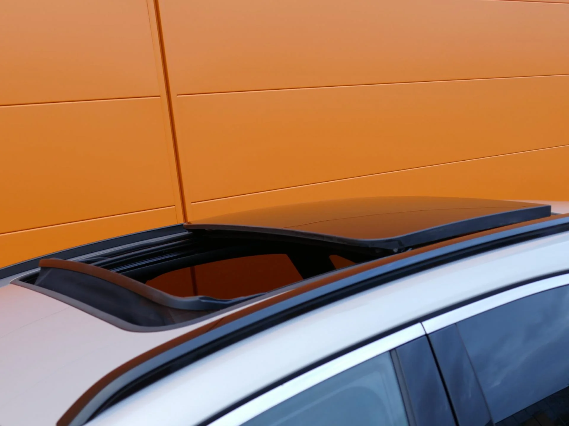 DS DS 7 CROSSBACK - Miniature 28 sur 33 - Cliquer pour voir cette photo