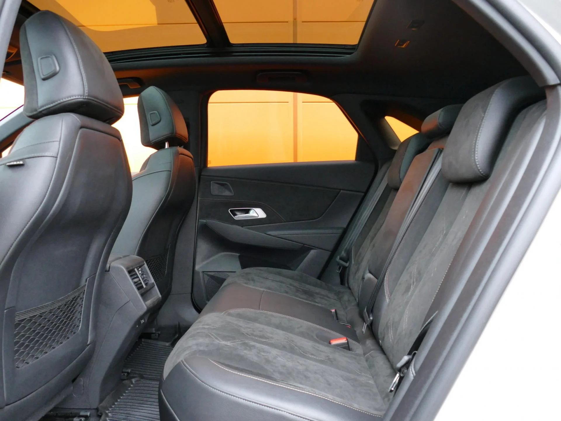 DS DS 7 CROSSBACK - Miniature 6 sur 33 - Cliquer pour voir cette photo