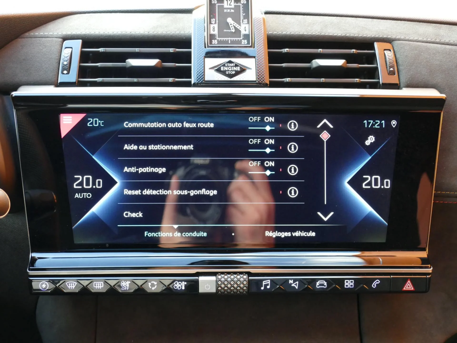 DS DS 7 CROSSBACK - Miniature 11 sur 34 - Cliquer pour voir cette photo